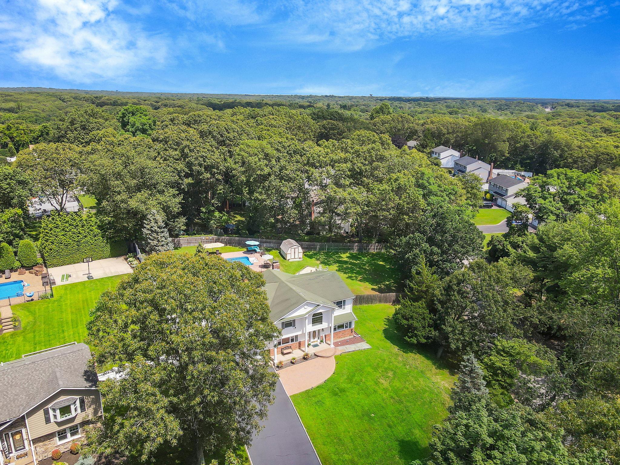 11 Dillmont Drive