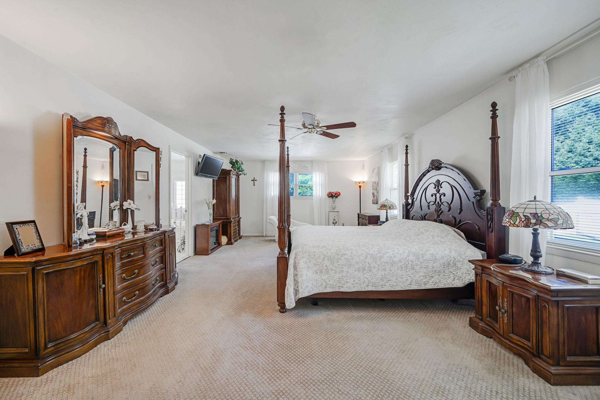 11 Dillmont Drive
