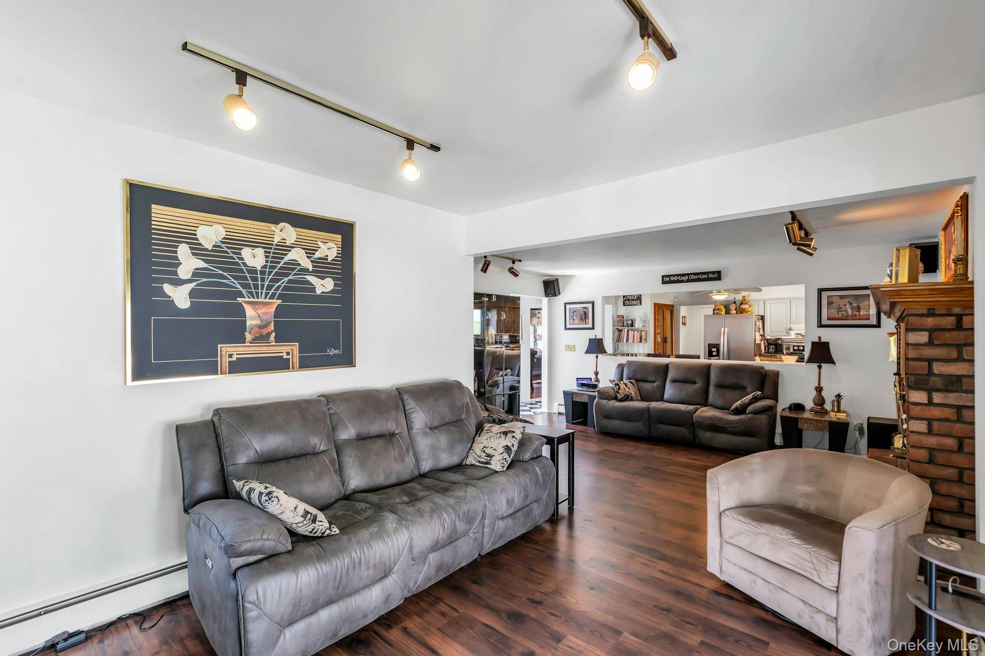 11 Dillmont Drive