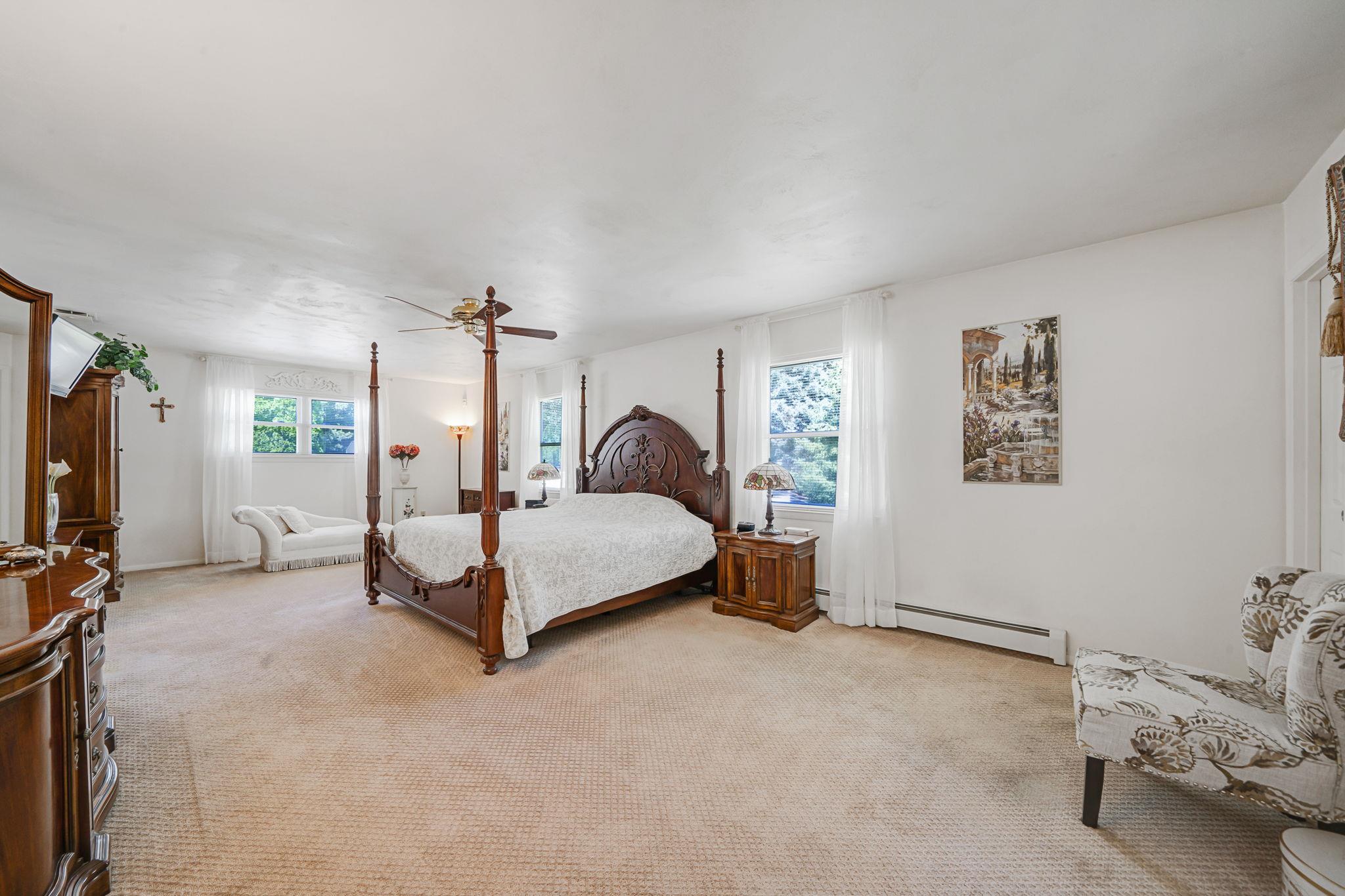 11 Dillmont Drive