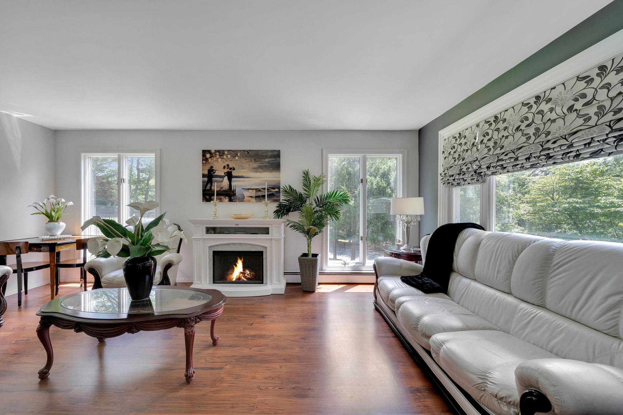 11 Dillmont Drive