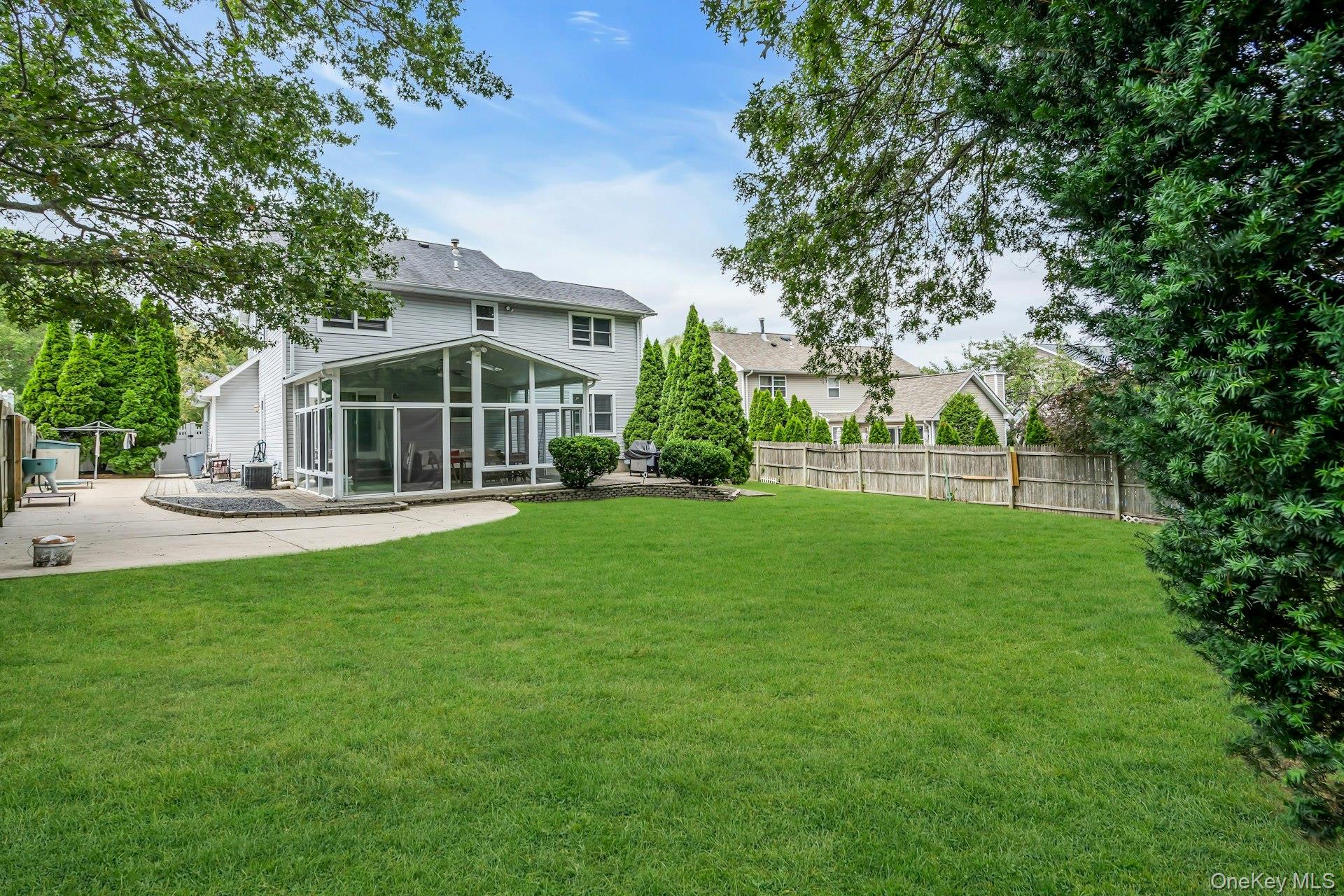 7 Silver Pond Circle