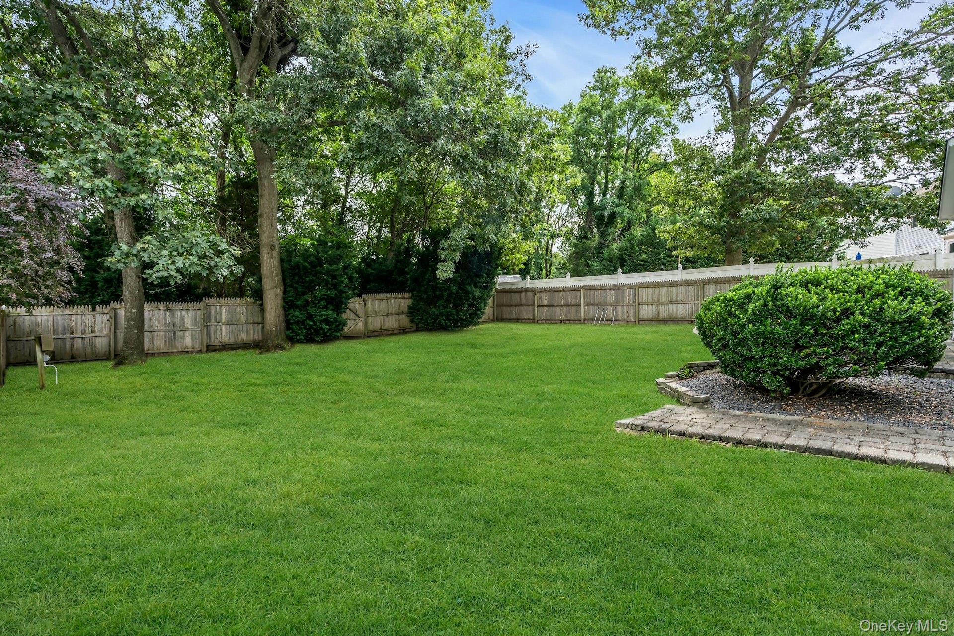 7 Silver Pond Circle