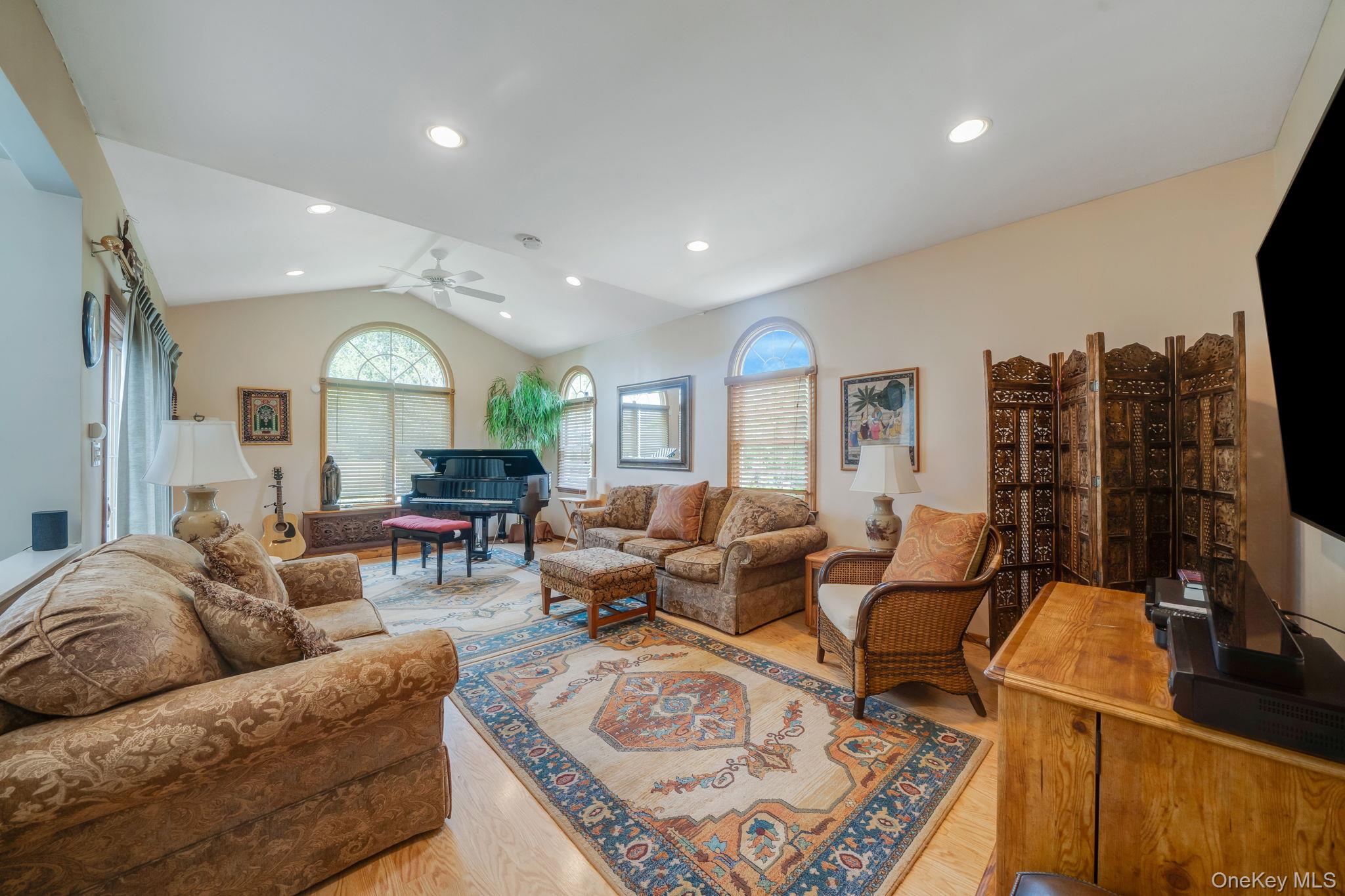 75 Pawnee Drive