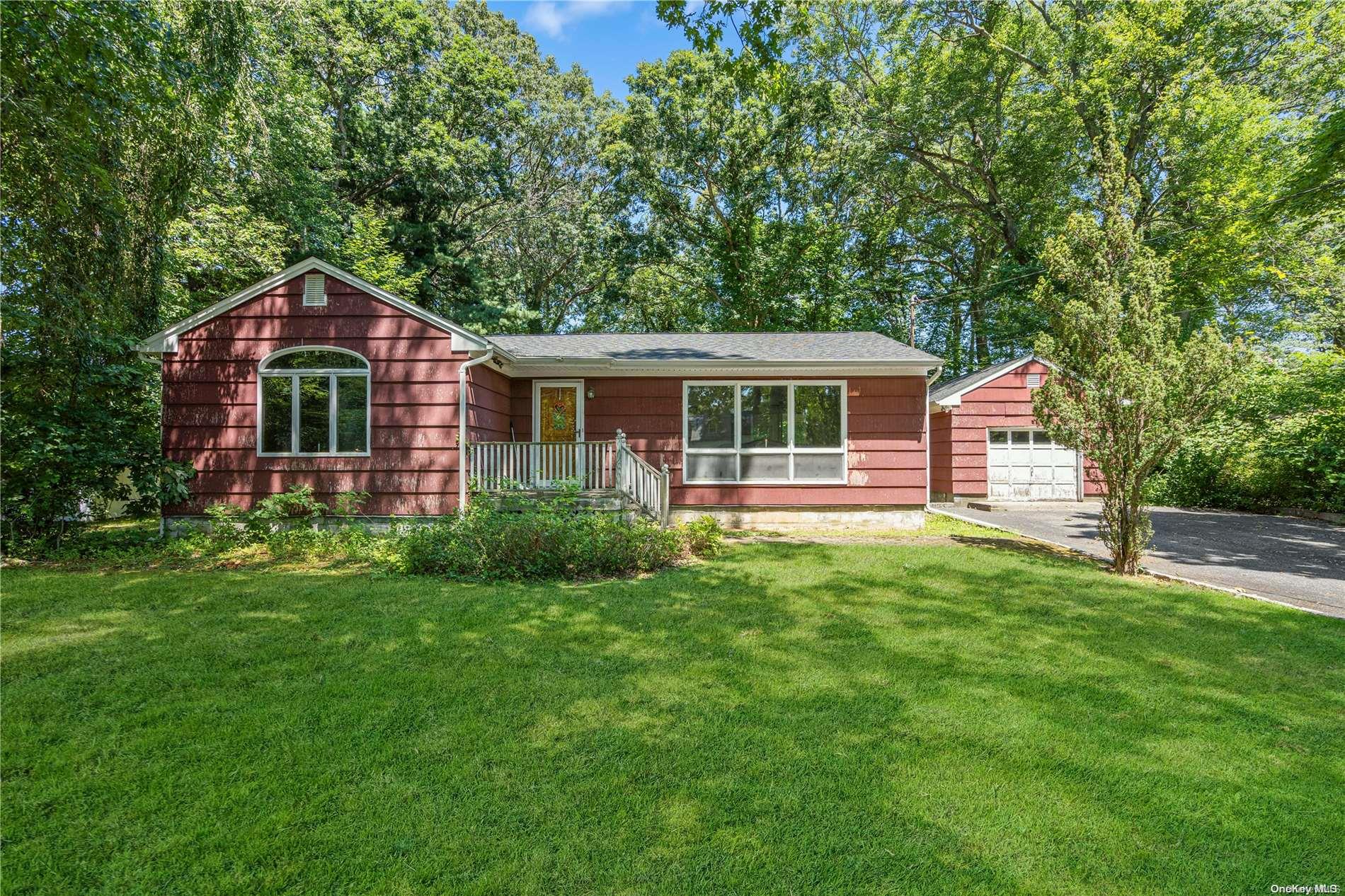 11 Clearbrook Drive