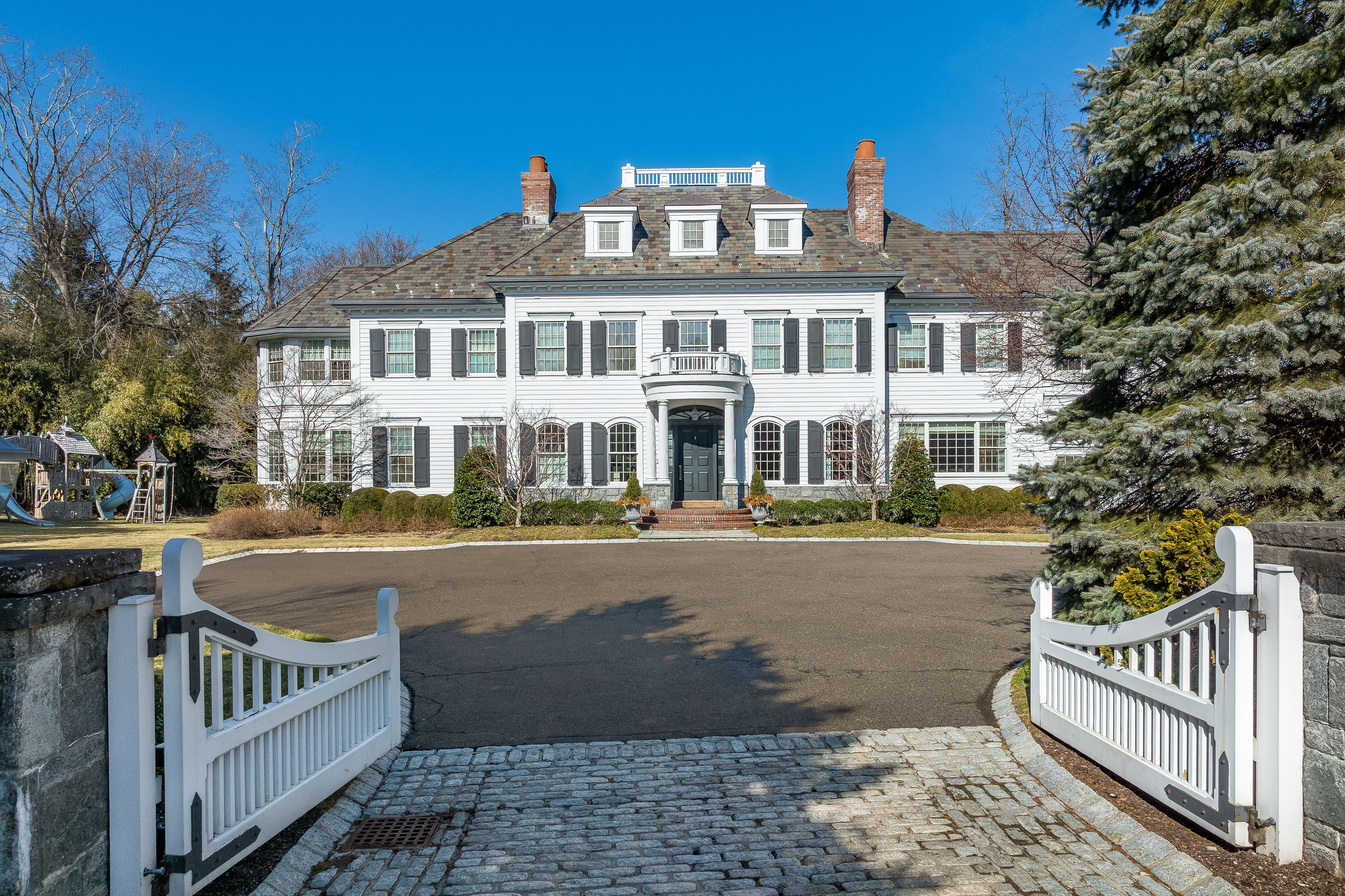 269 Round Hill Road