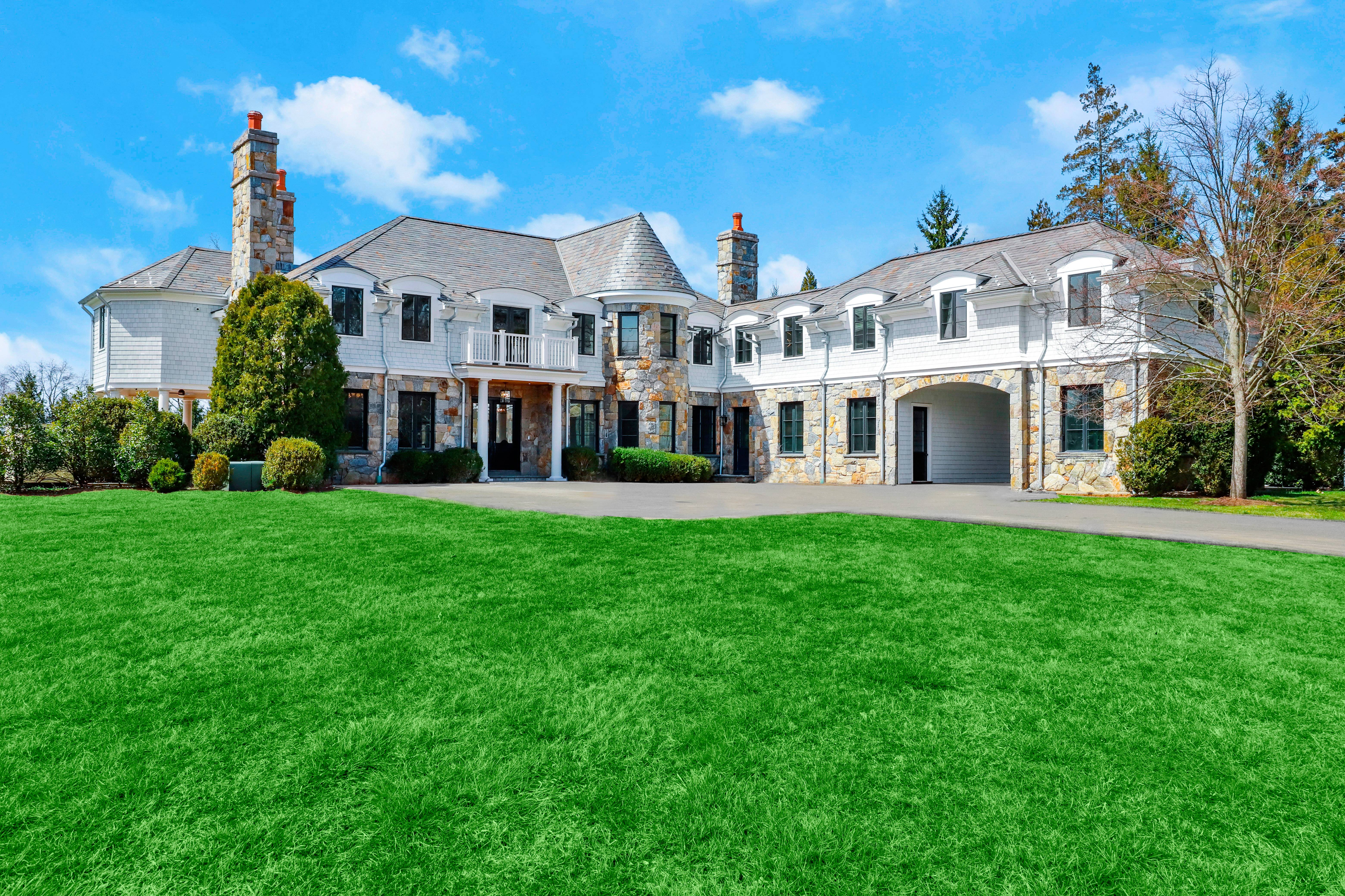 32 Meadowcroft Lane