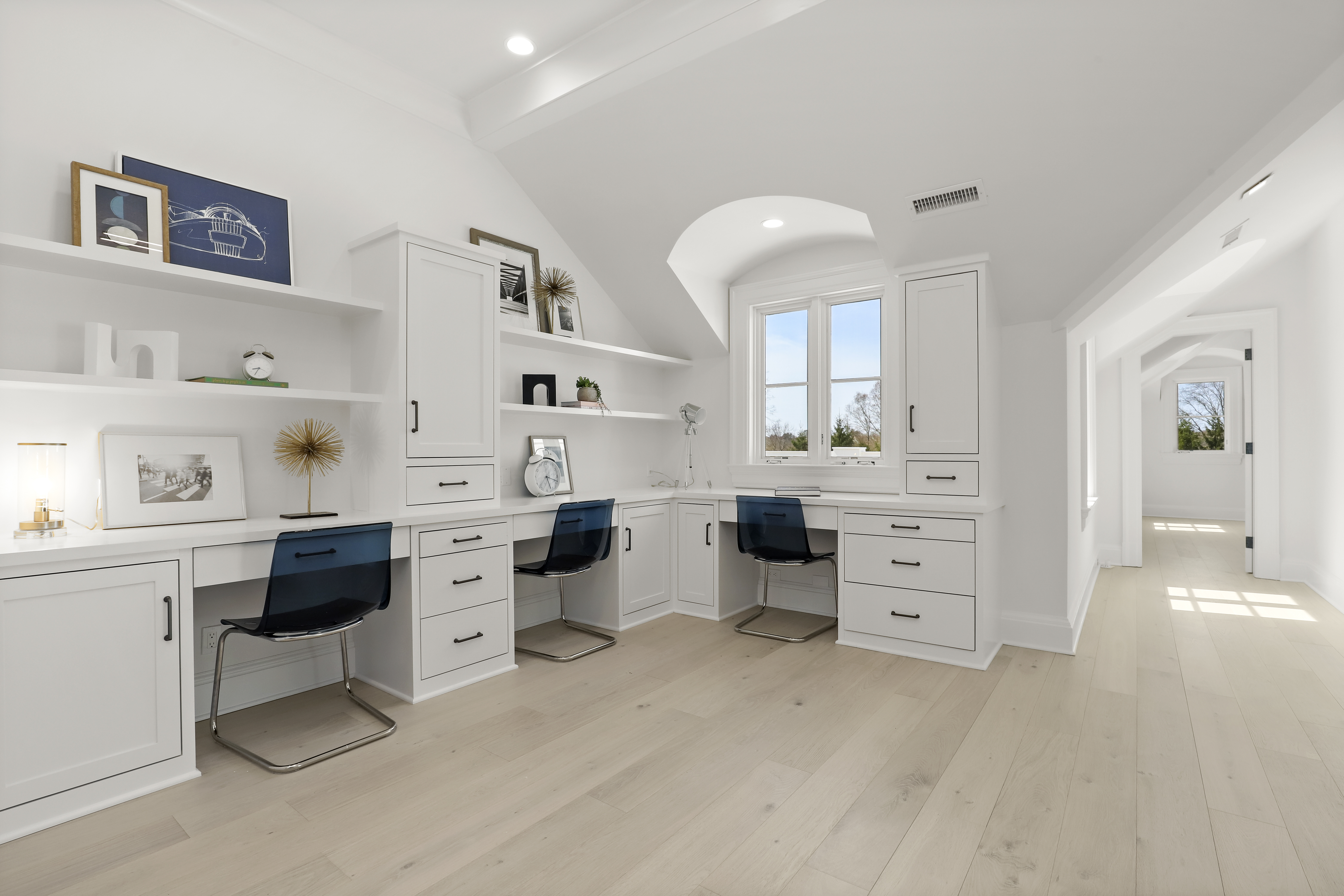 32 Meadowcroft Lane