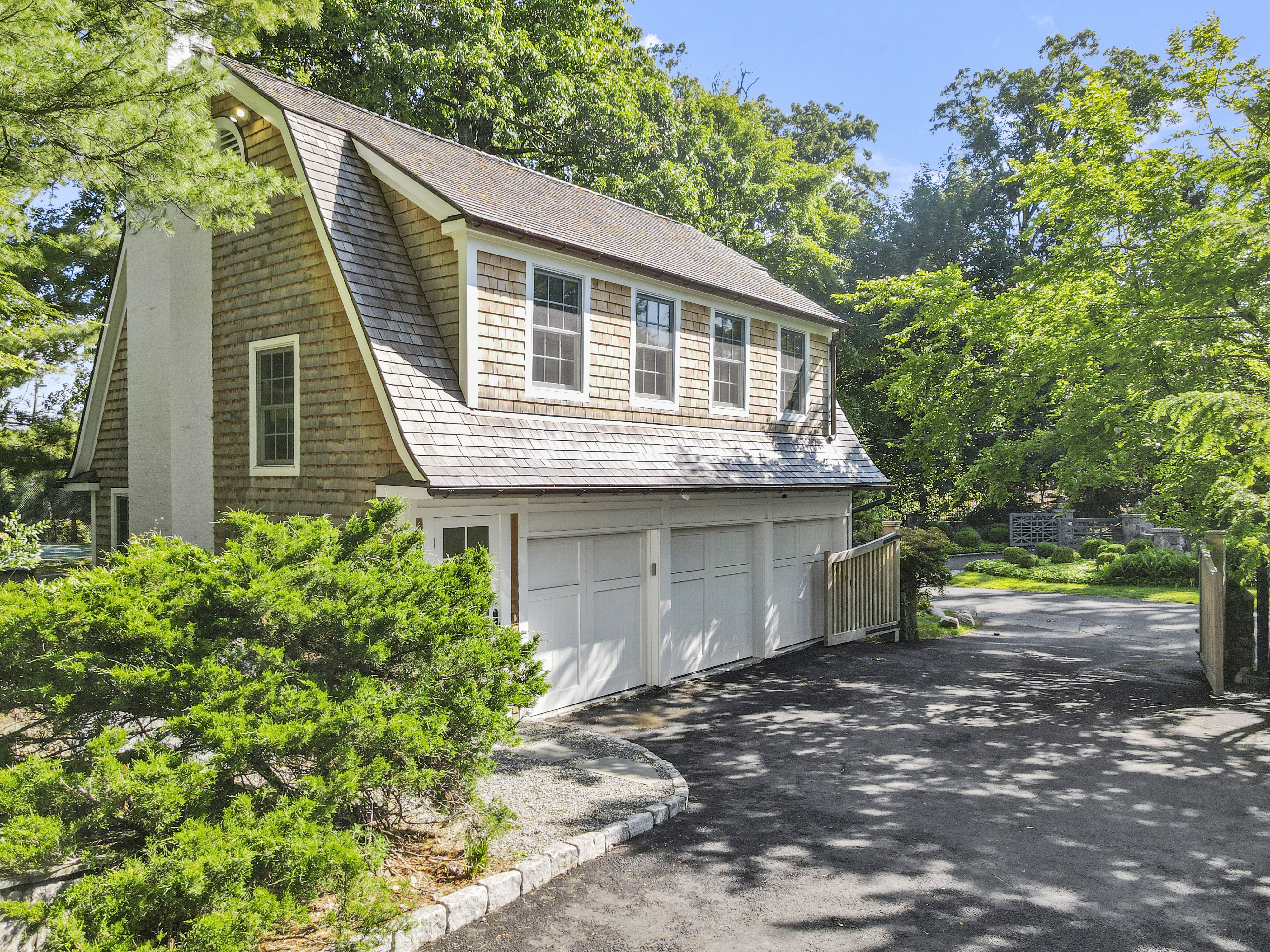 1 Indian Chase Drive