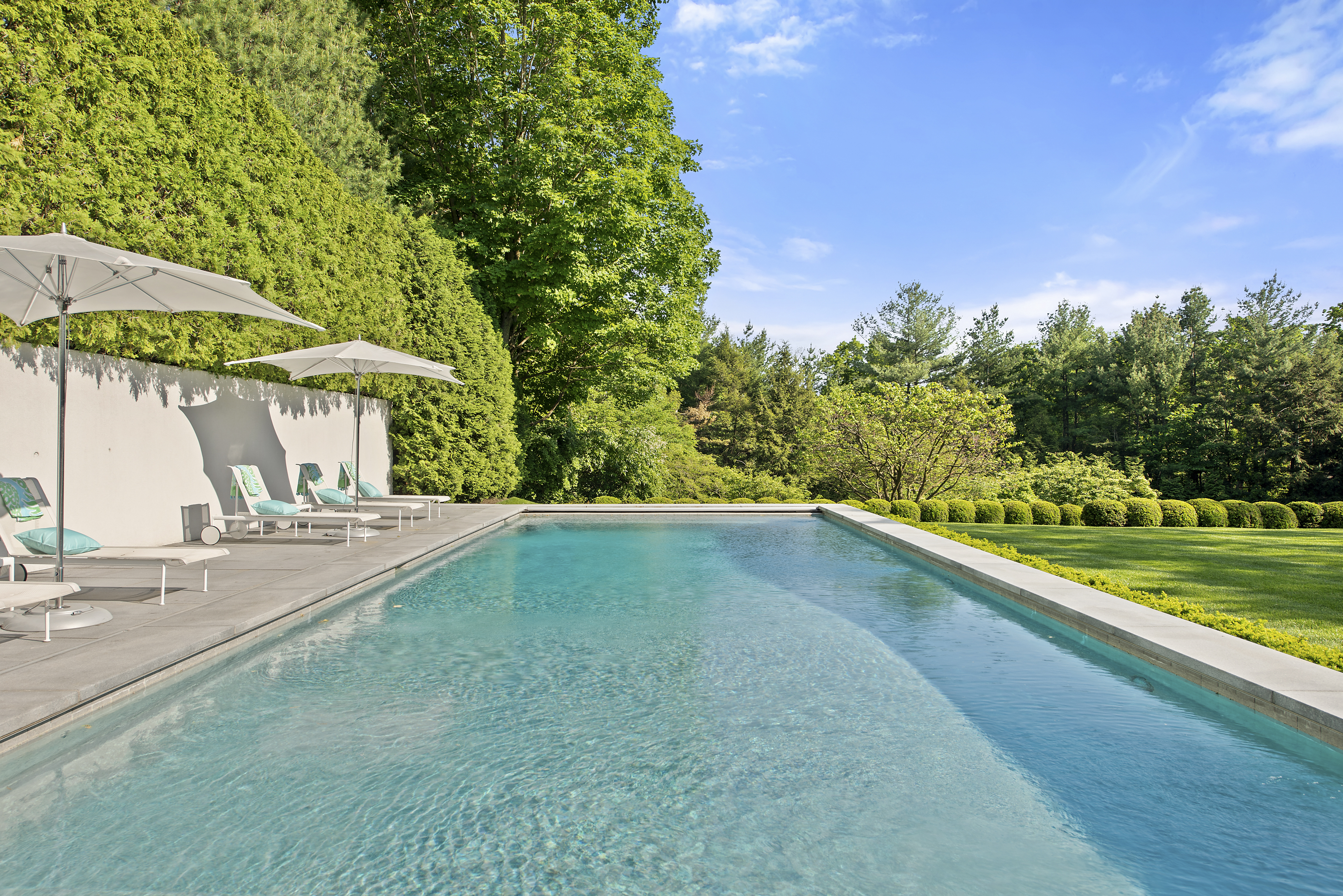 25 Edgewood Drive