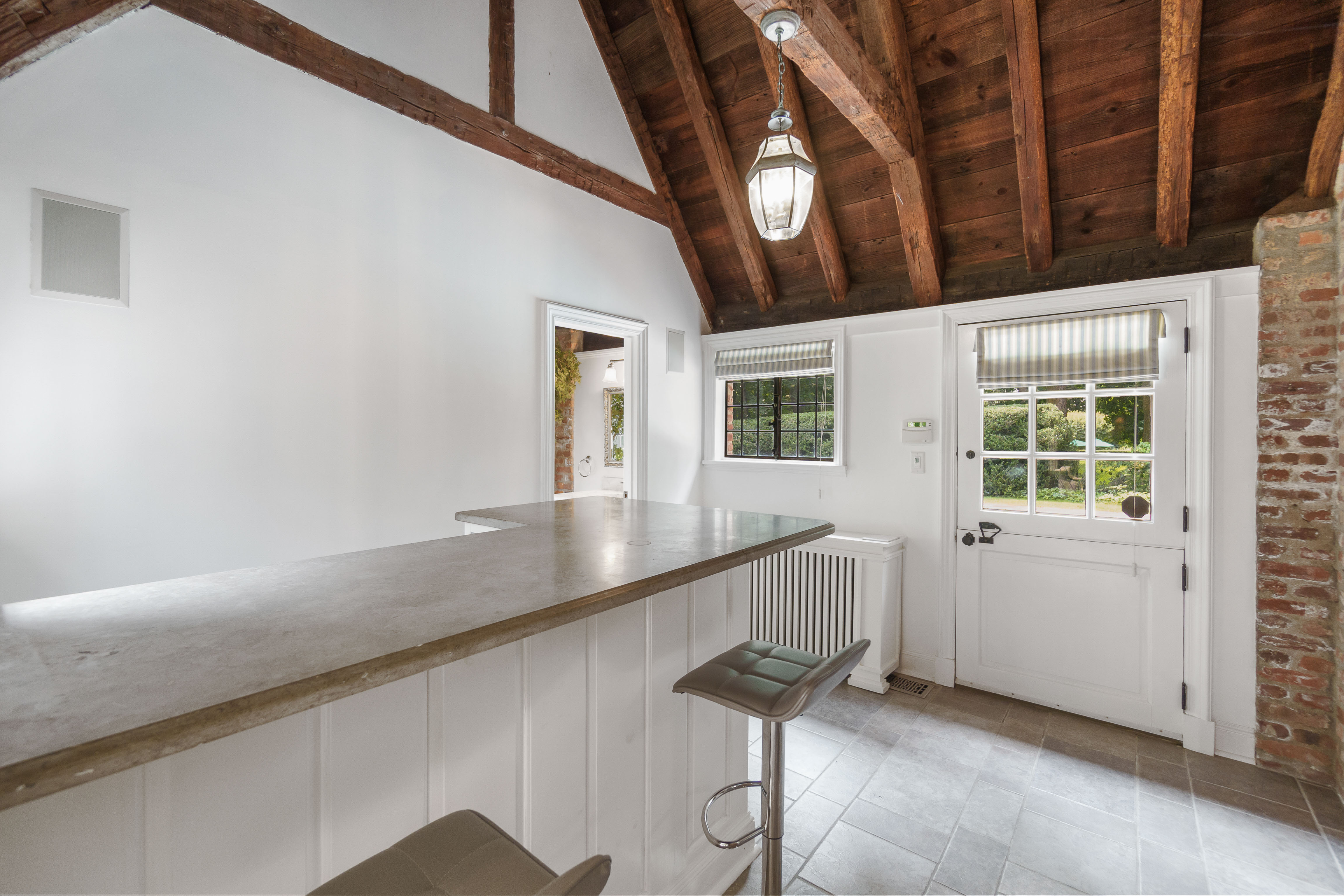33 Midwood Road