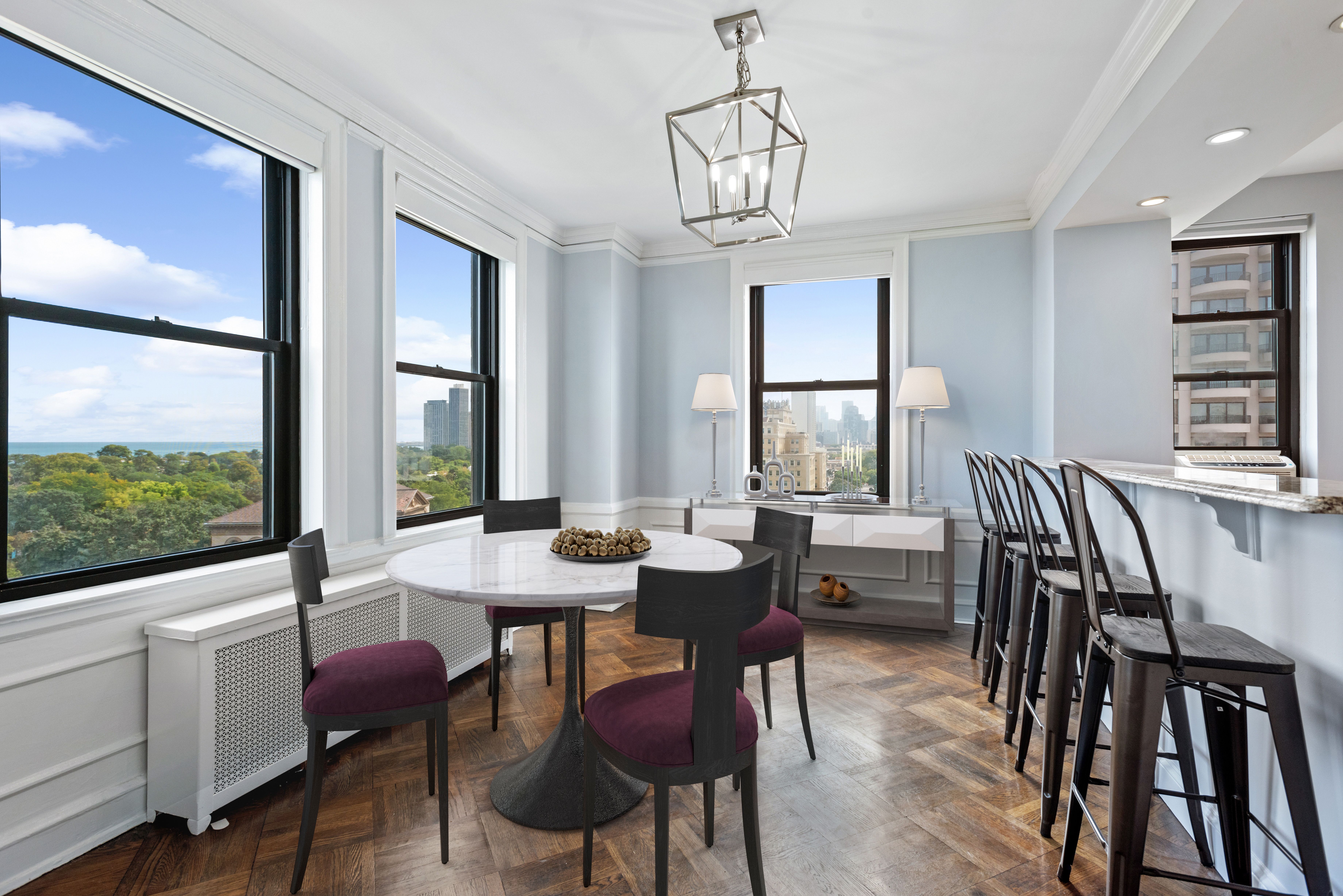 2000 N Lincoln Park West 912 