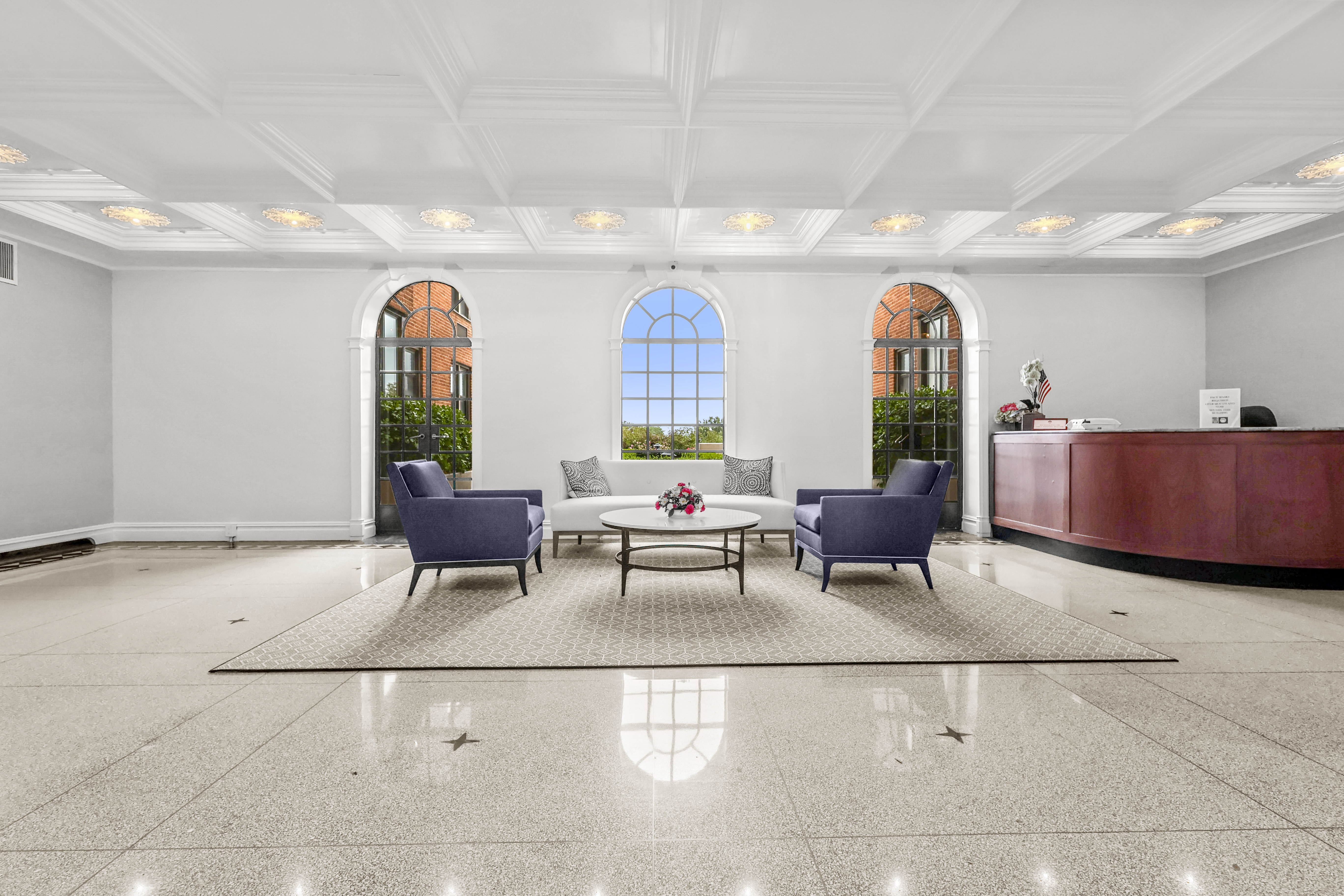 40 W Elm Street 1F