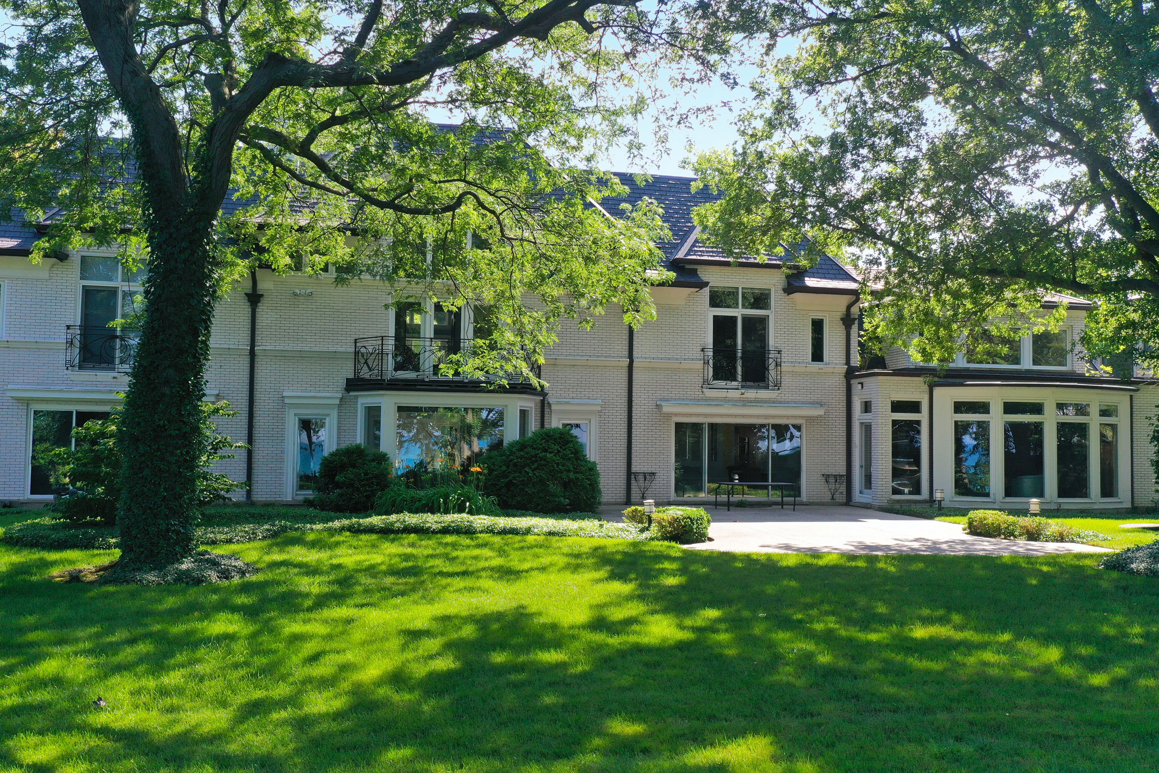 501 Sheridan Road 