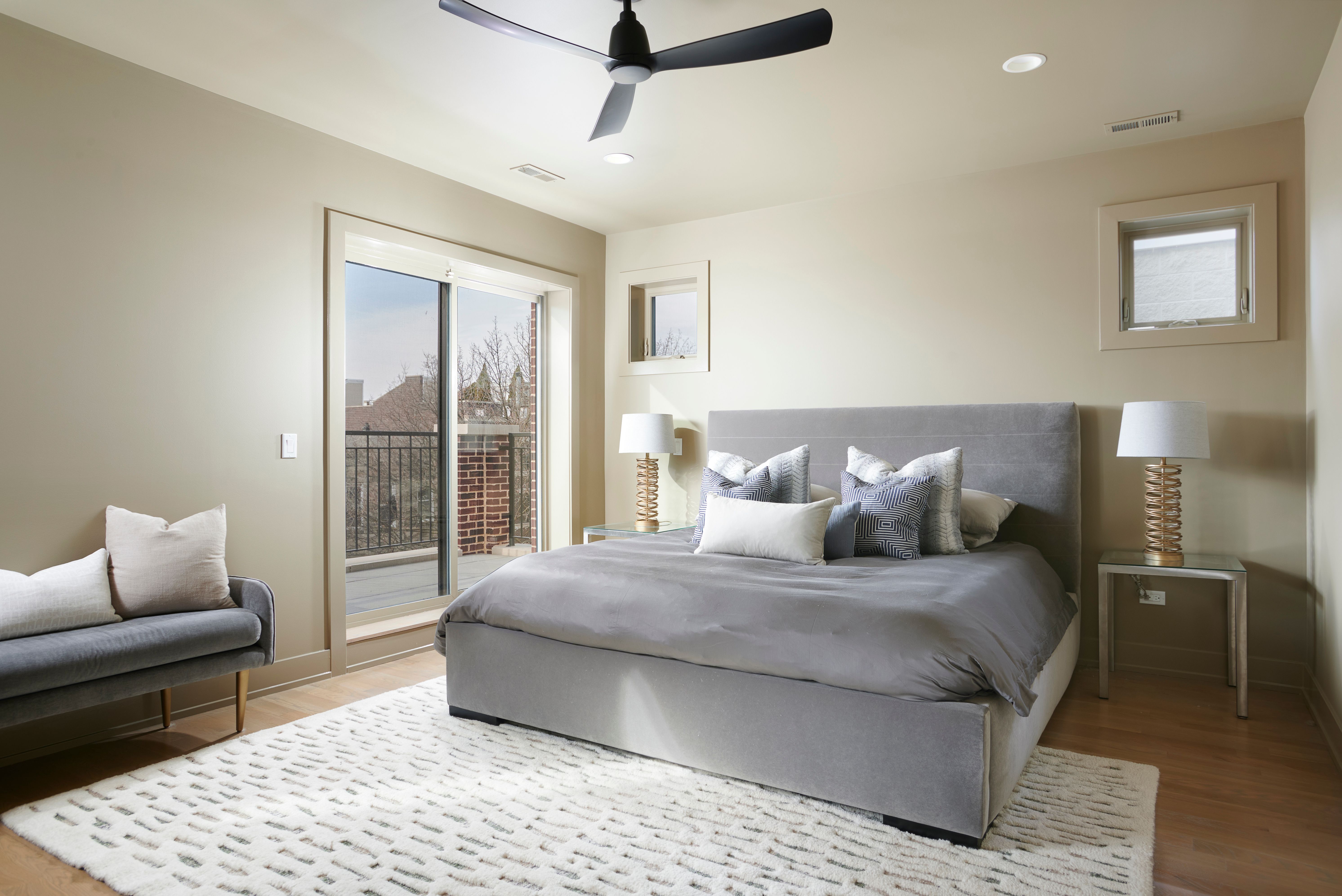 3533 N Fremont 3 