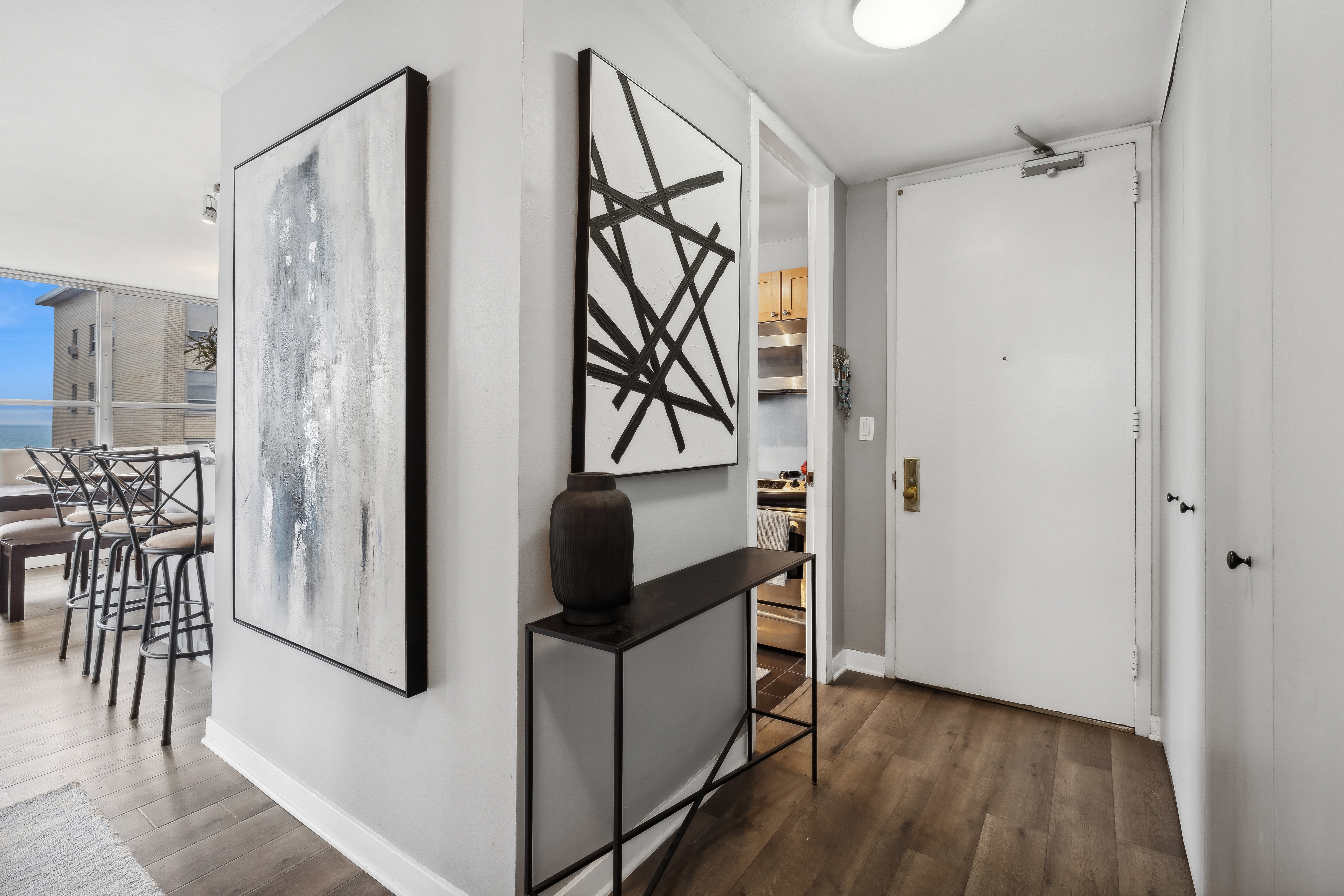 655 W Irving Park 2102 