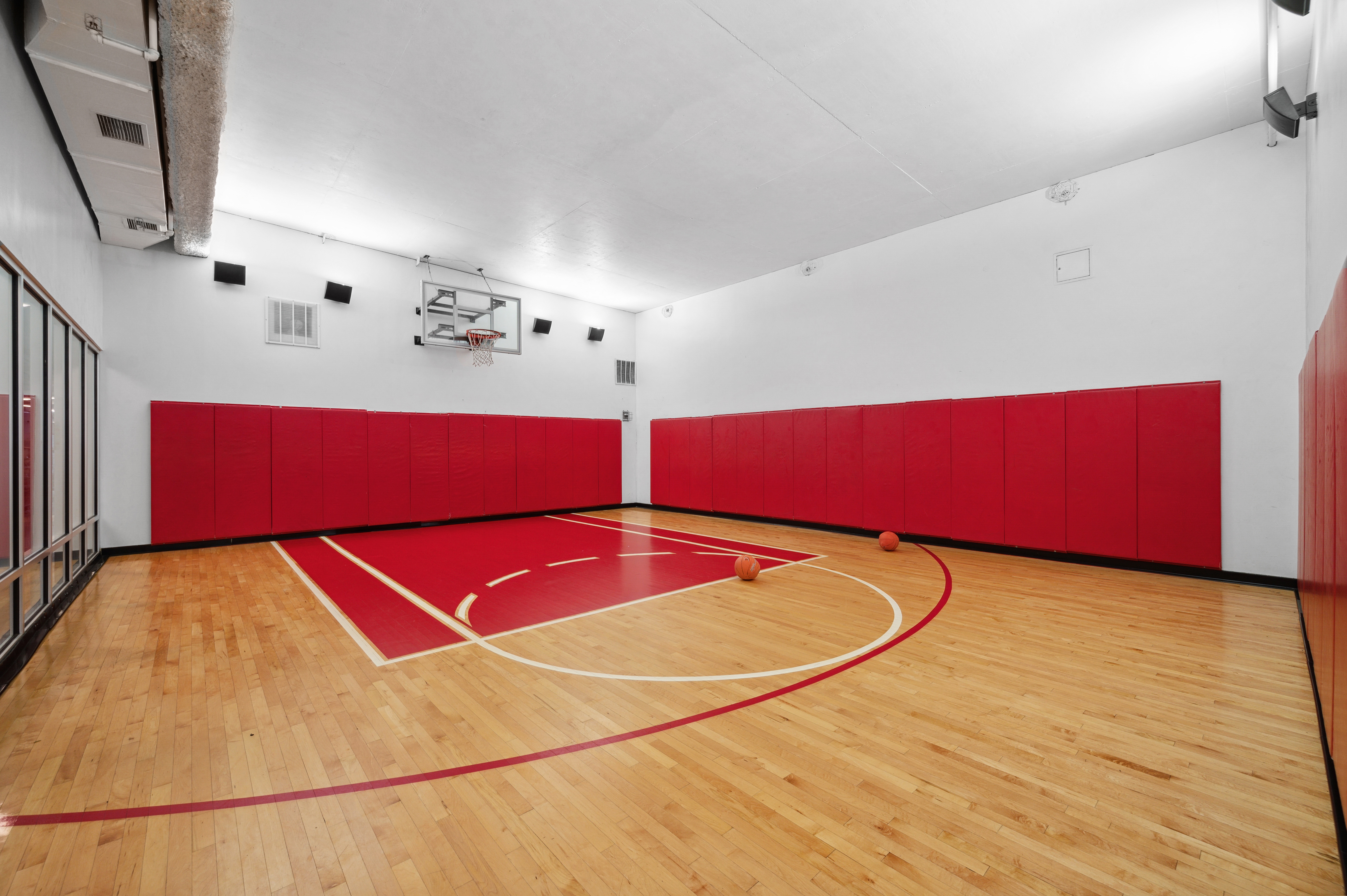 225 N Columbus 7802 