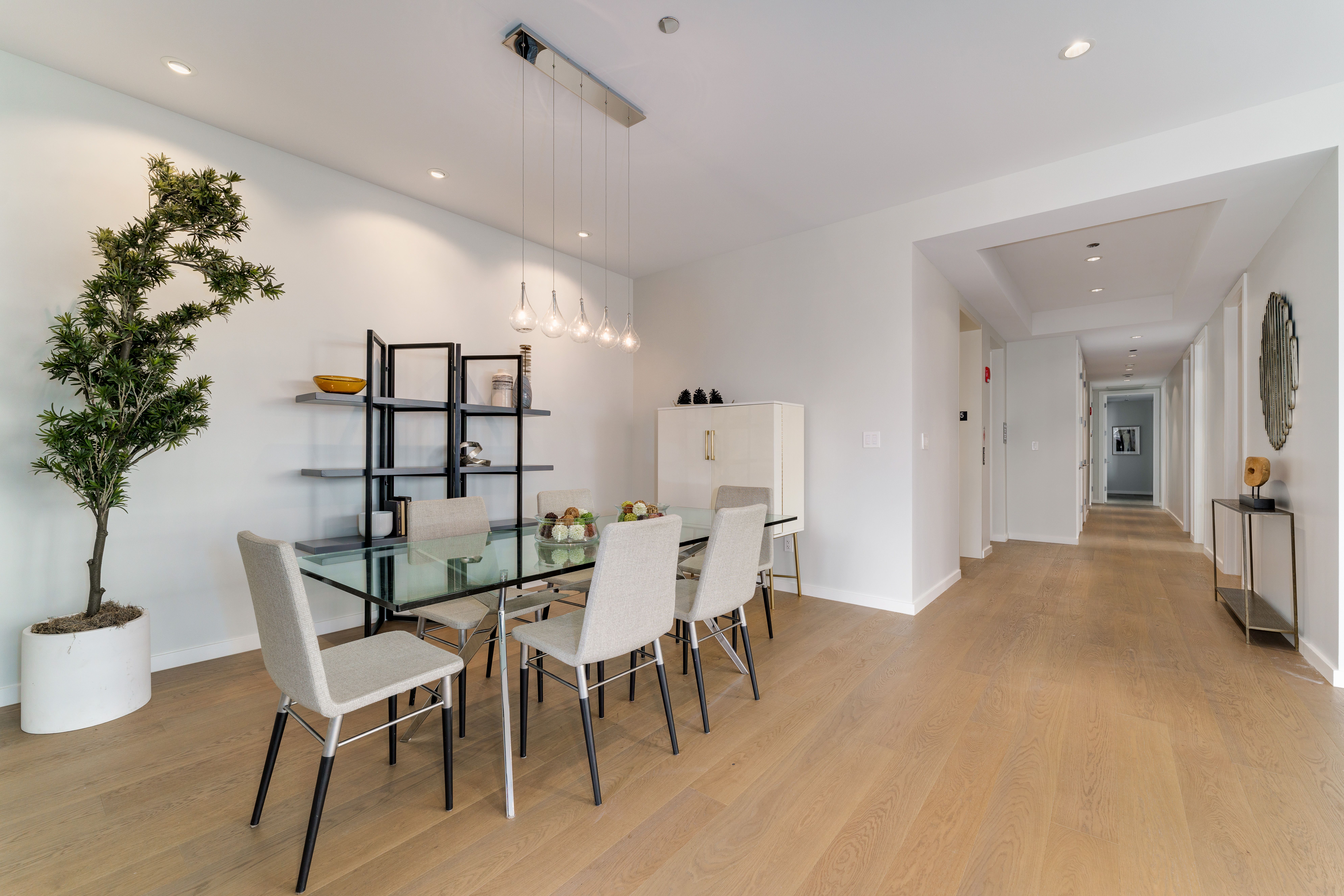 56 W Huron 10 