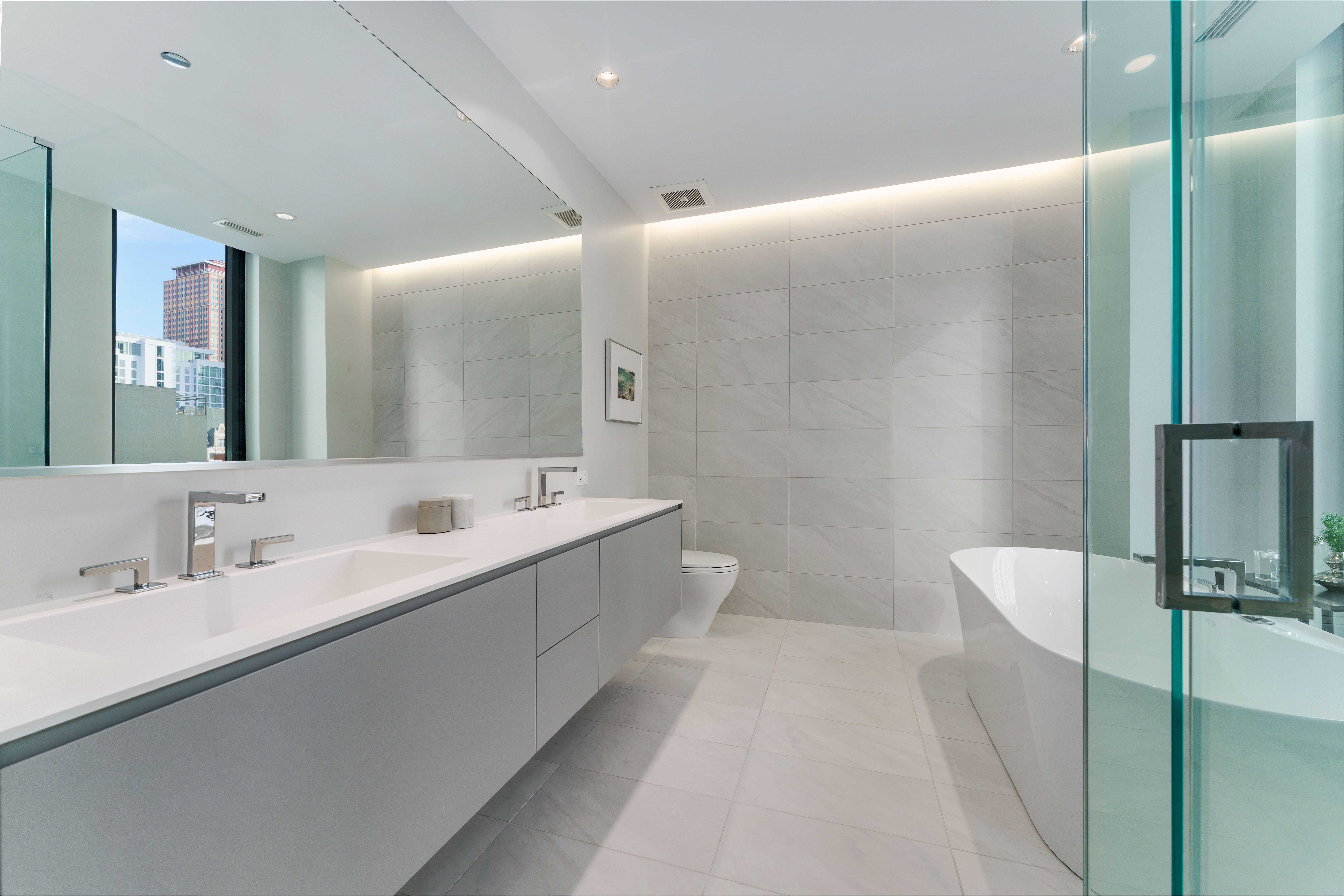 56 W Huron 10 