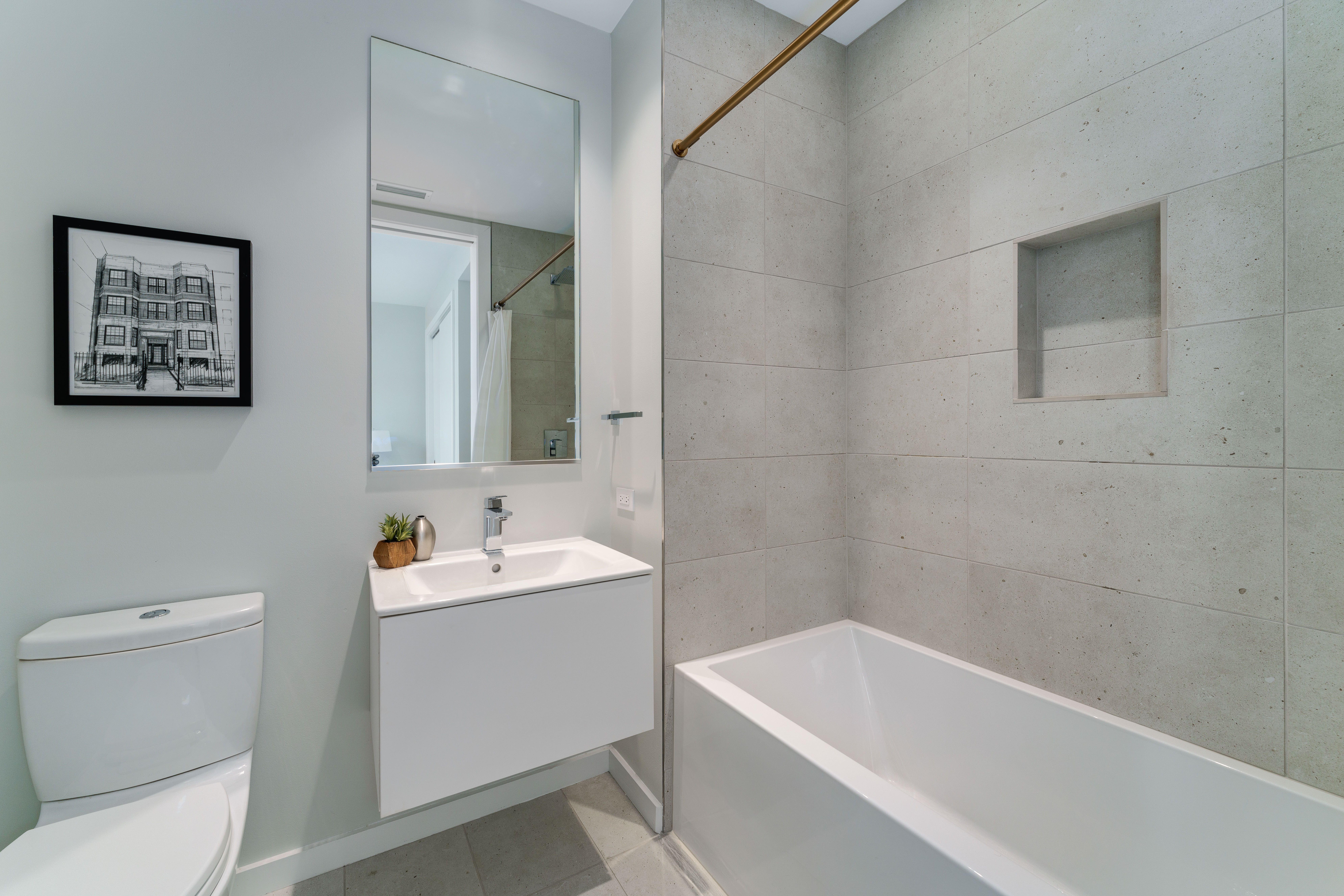 56 W Huron 10 