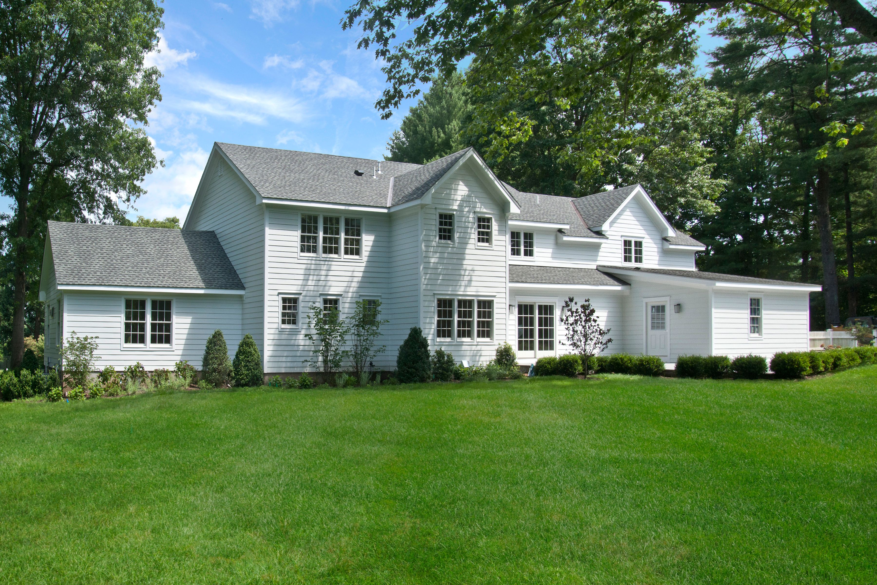 282 Round Hill Road