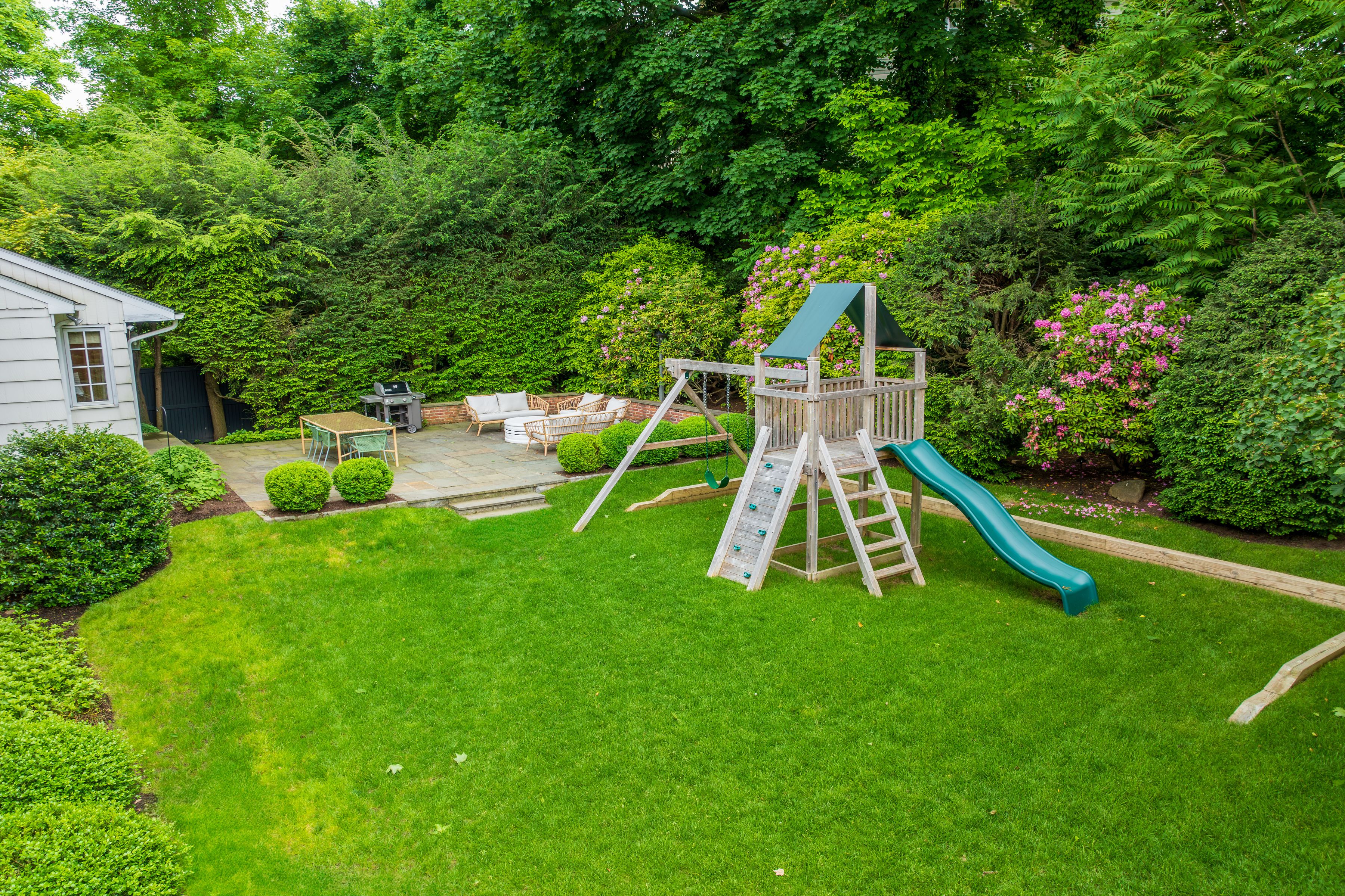 15 Skylark Road