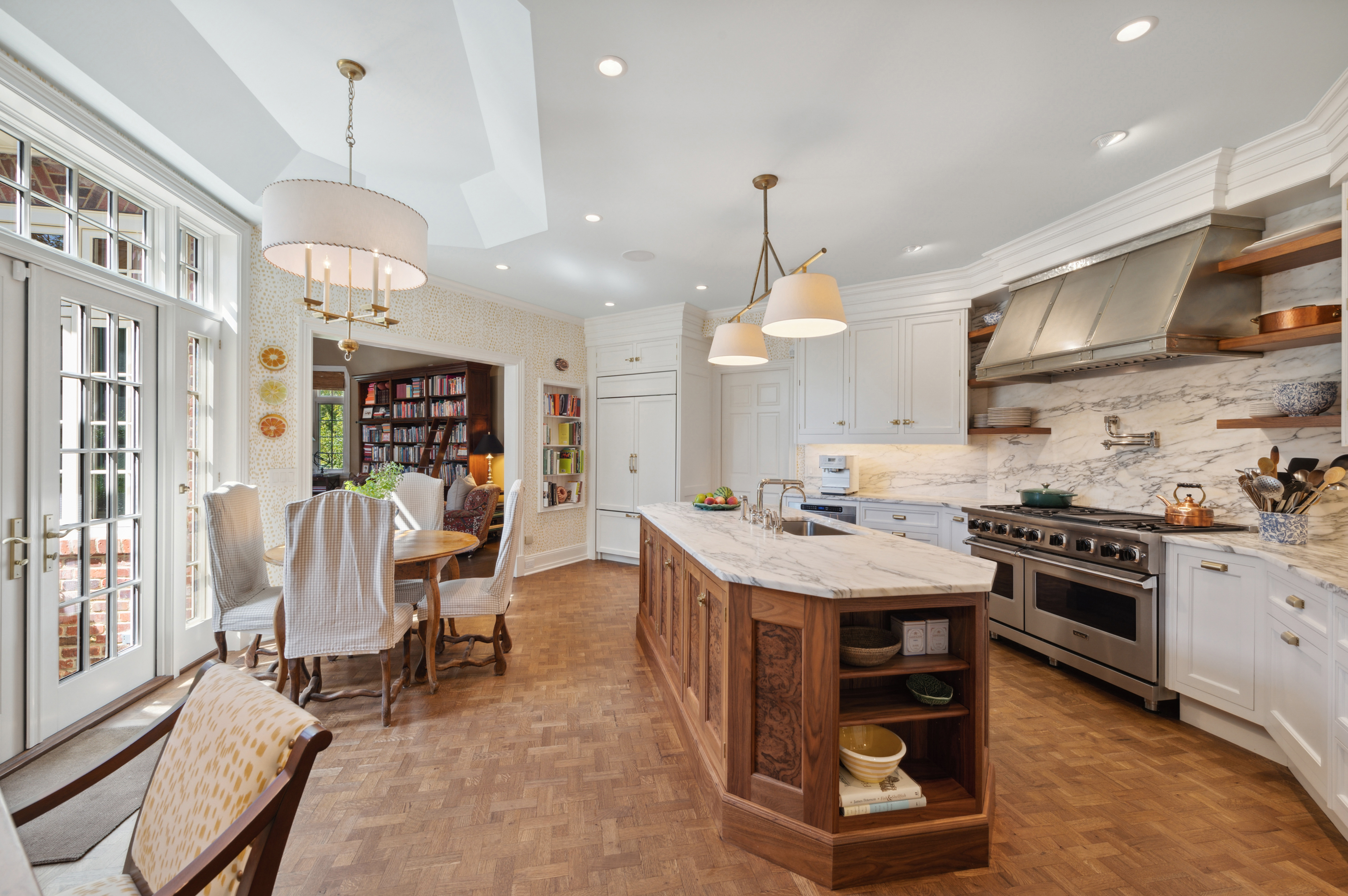202 Round Hill Road