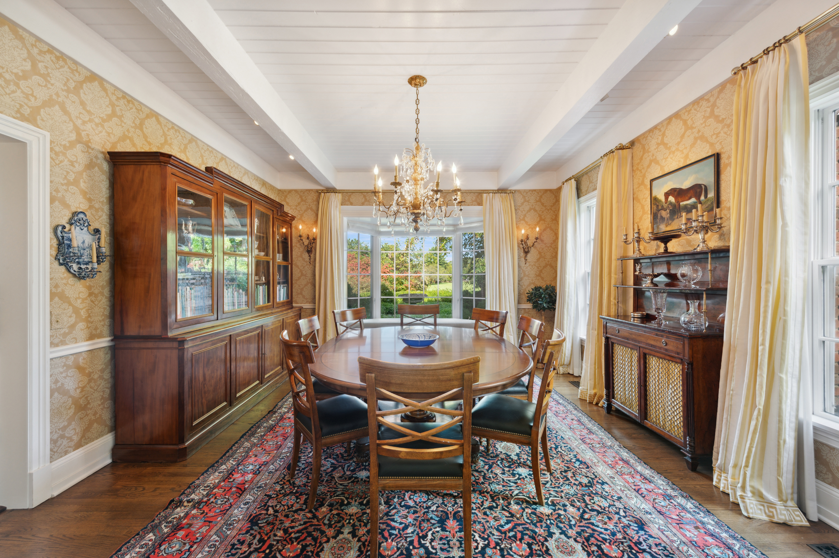 202 Round Hill Road