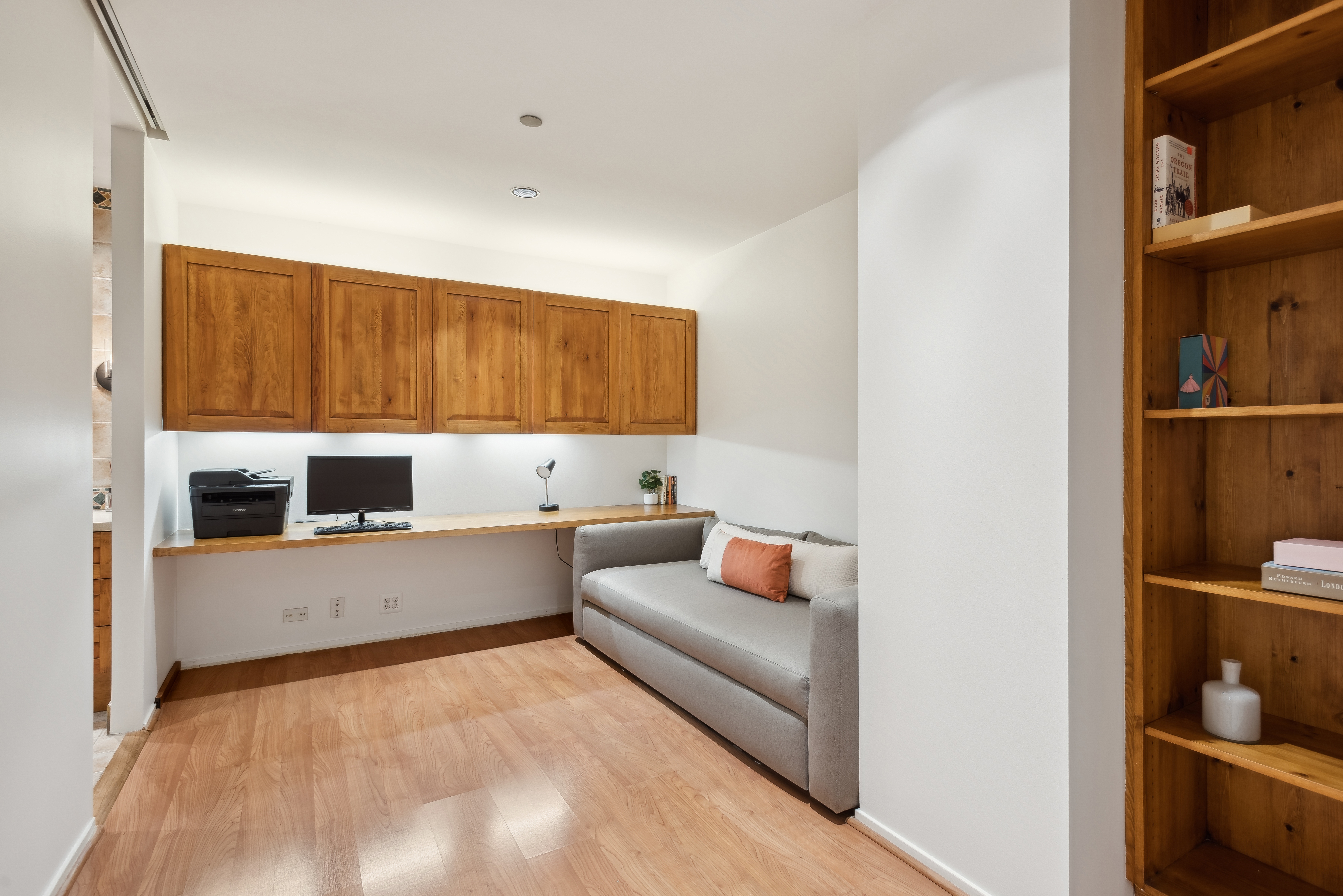 680 N Lake Shore Drive Unit 1415 