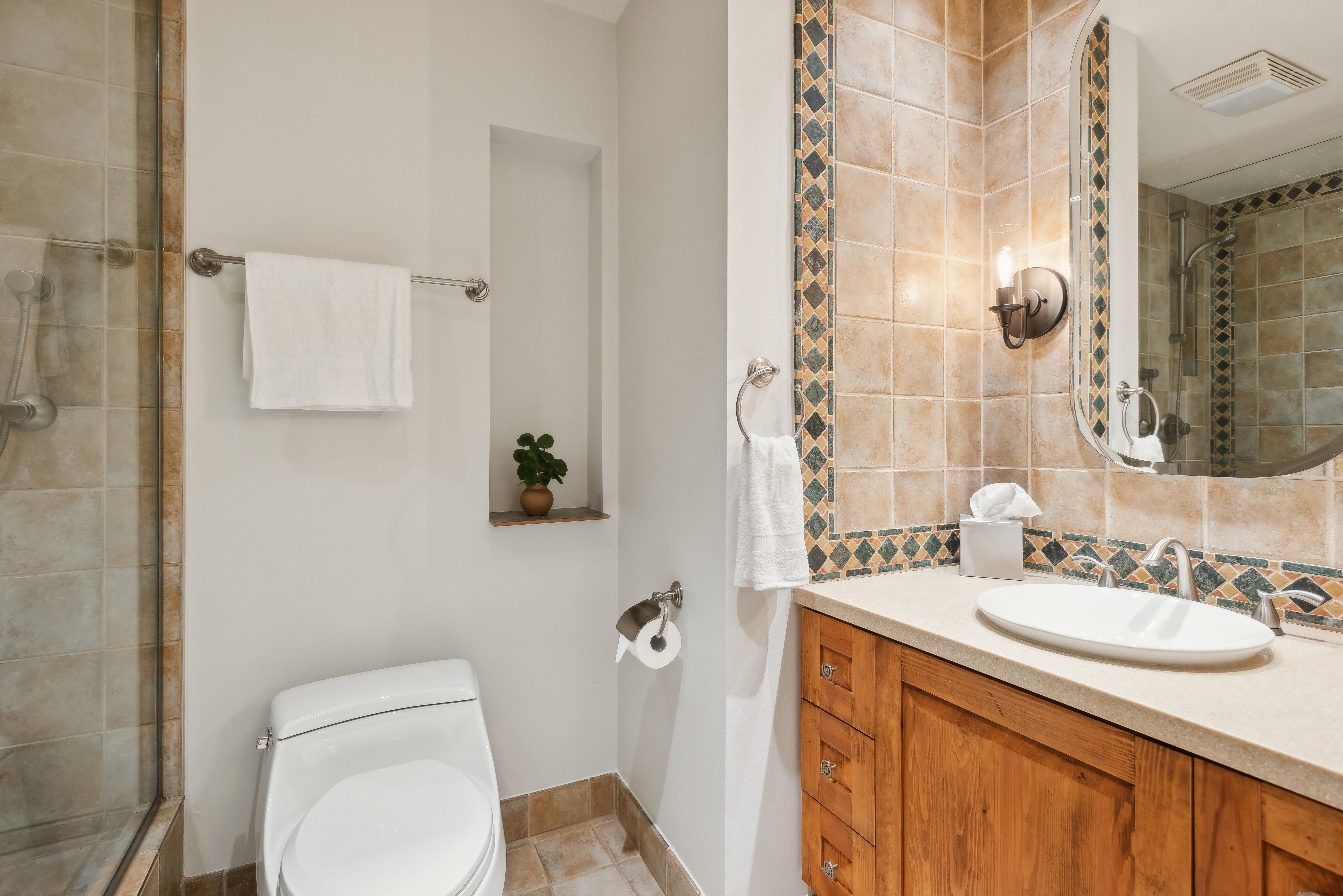 680 N Lake Shore Drive Unit 1415 