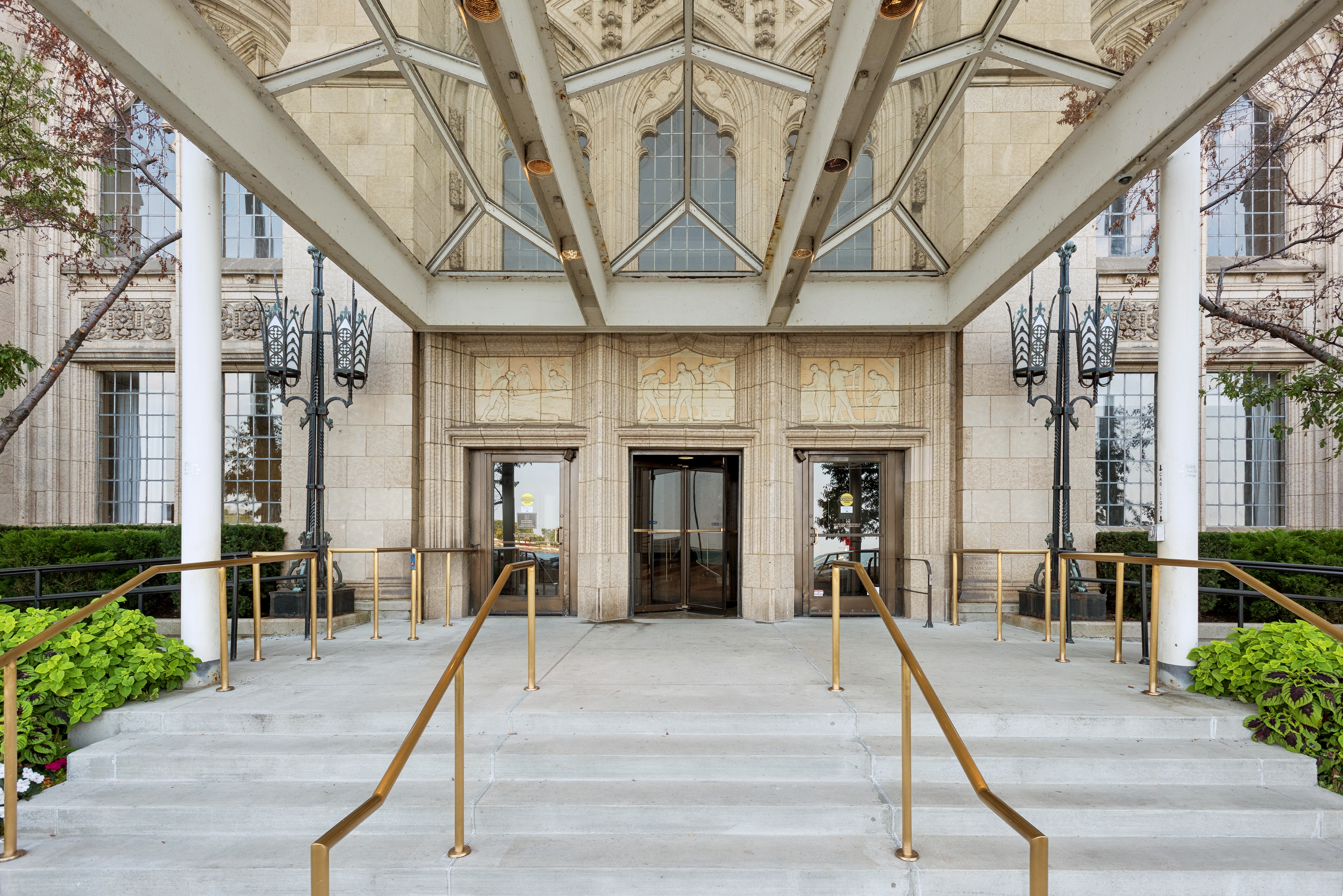680 N Lake Shore Drive Unit 1415 