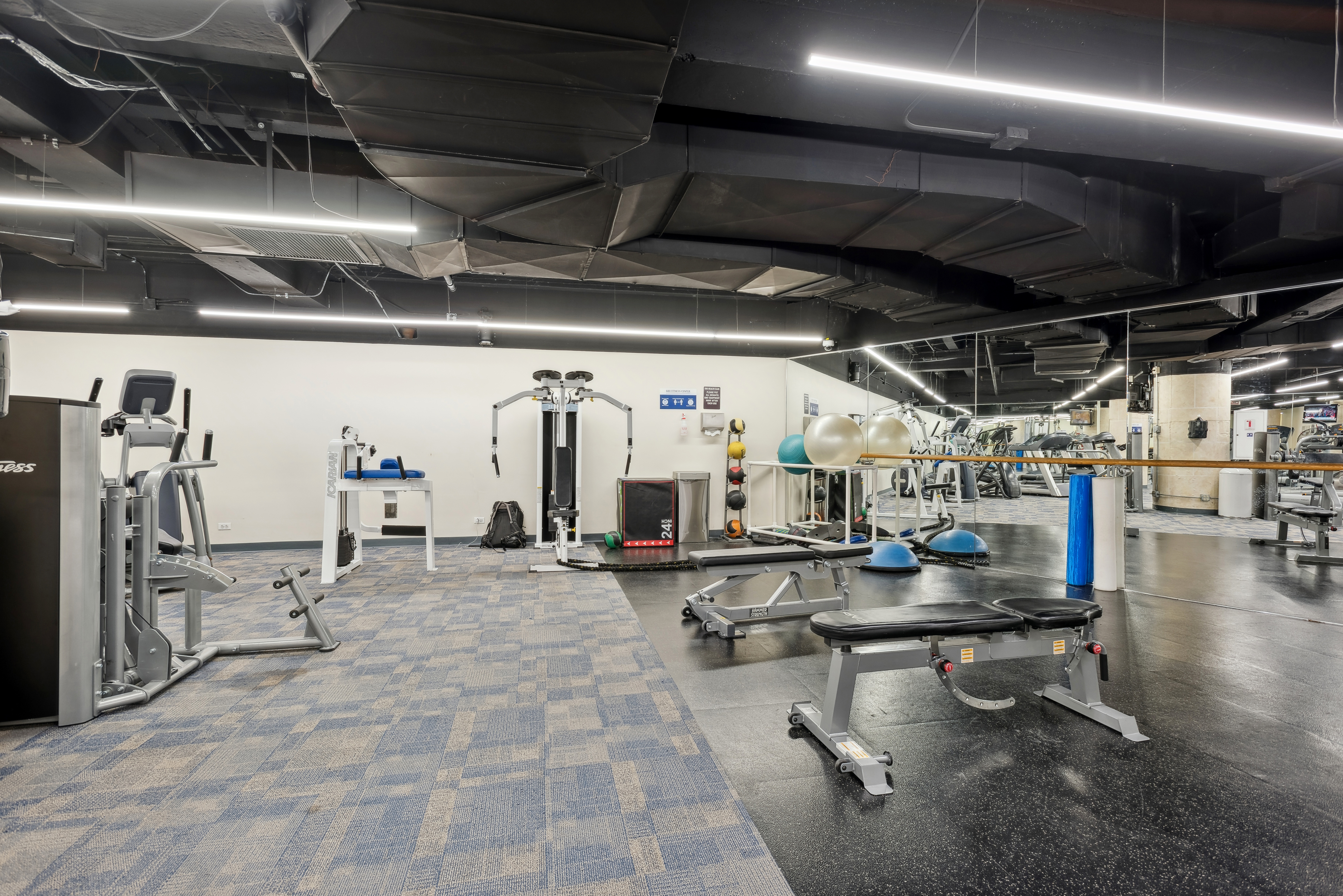 680 N Lake Shore Drive Unit 1415 