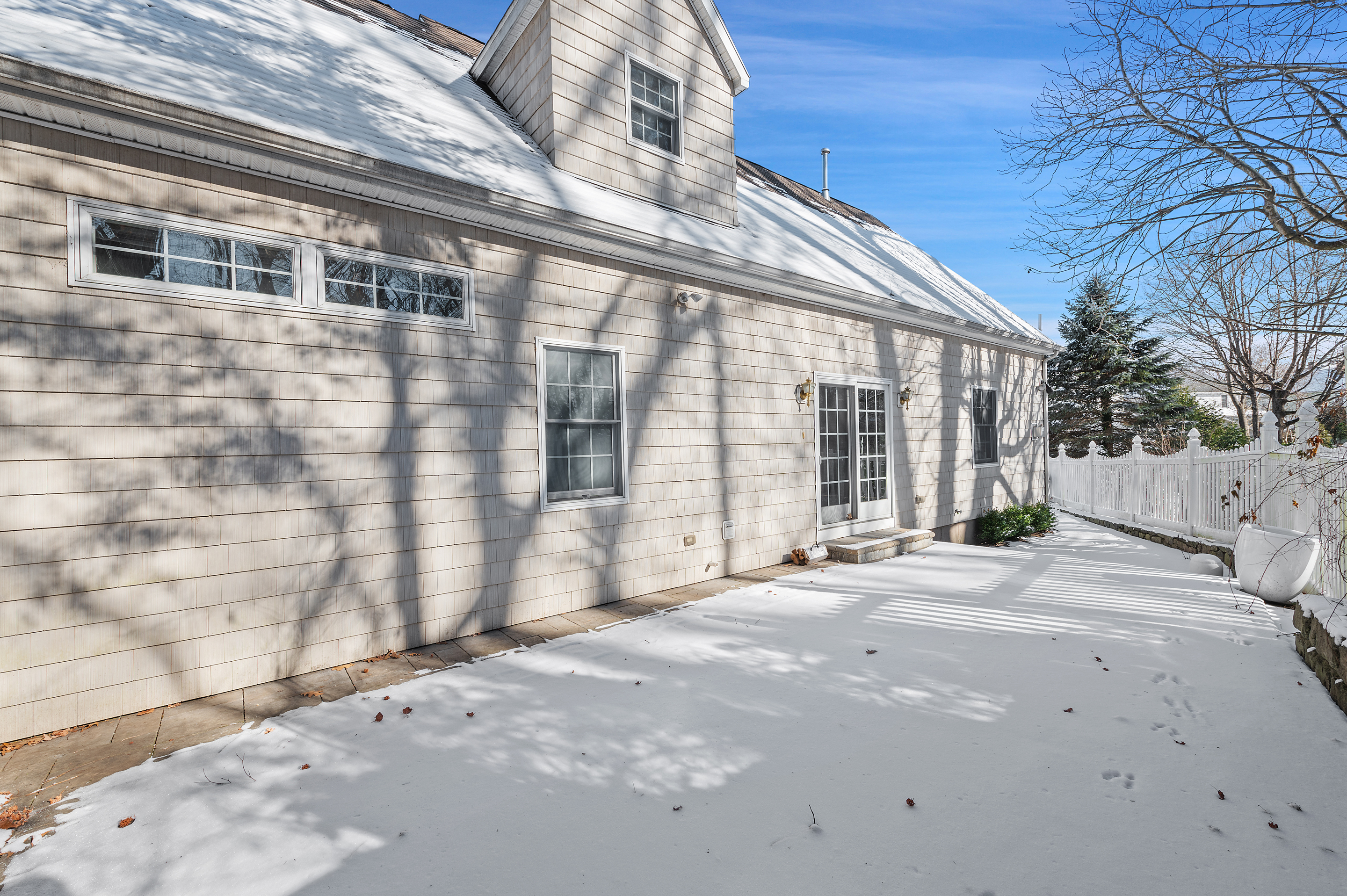95 Valleywood Road