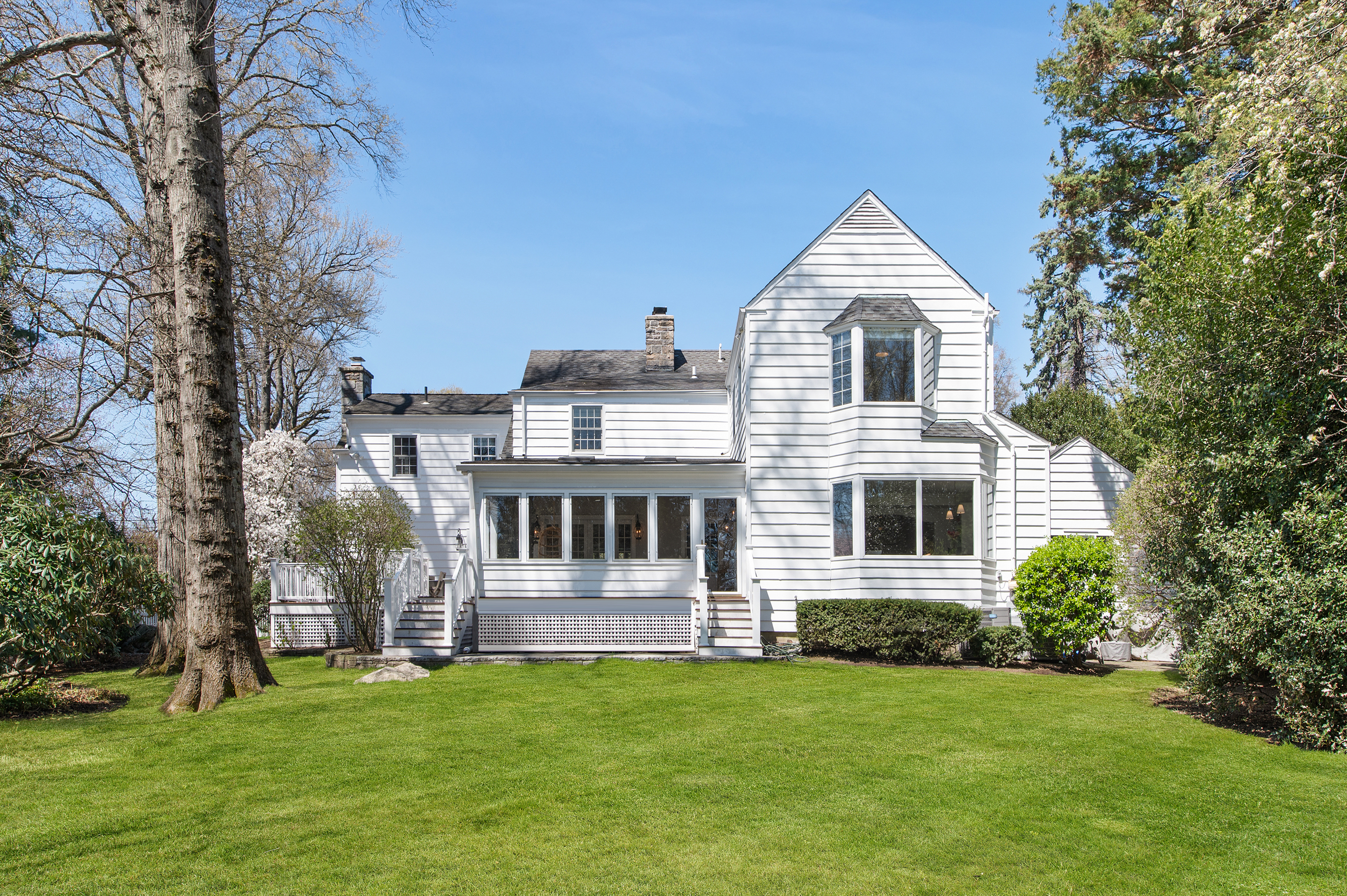 19 Crescent Road