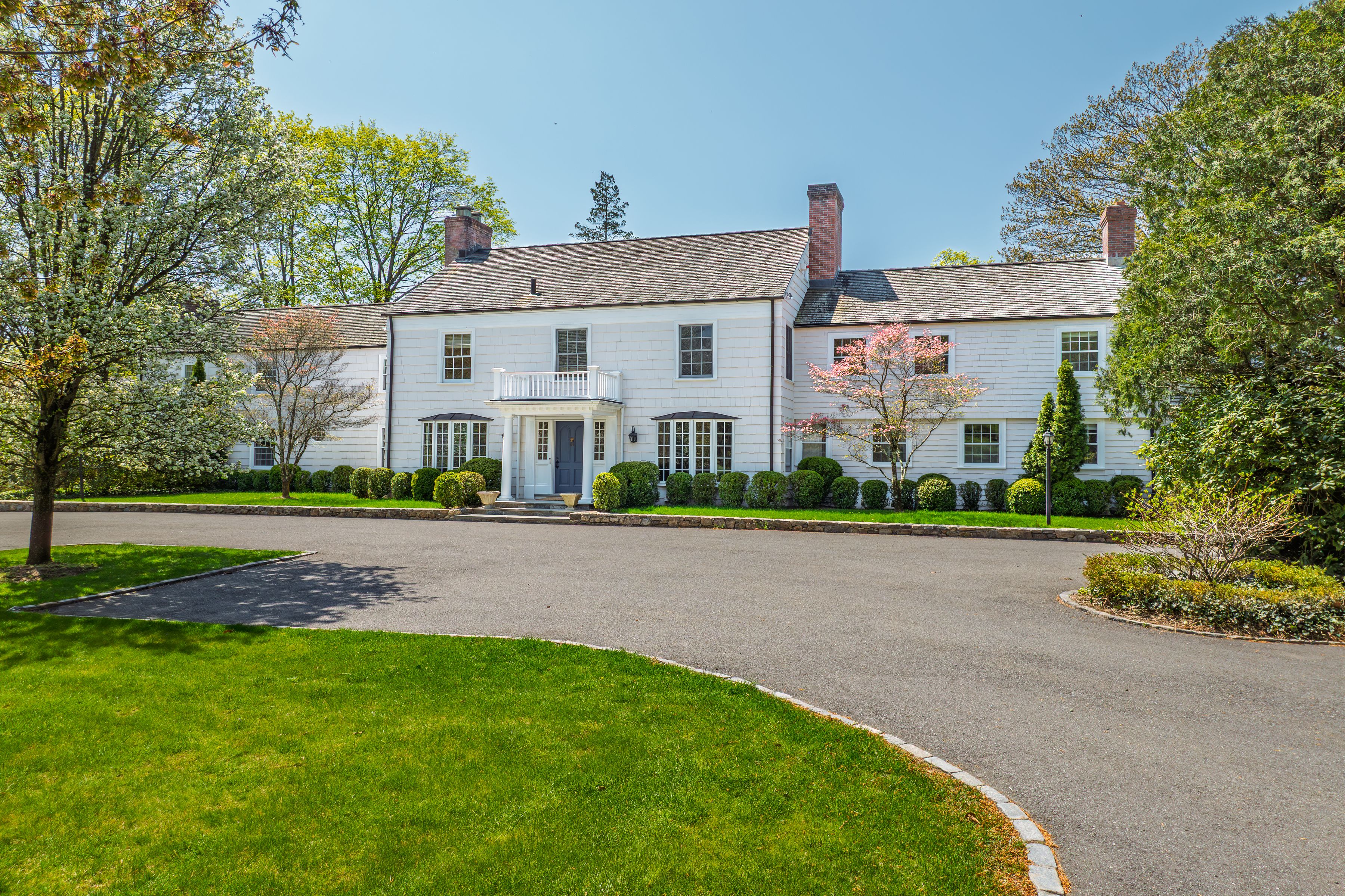 8 Woodside Road