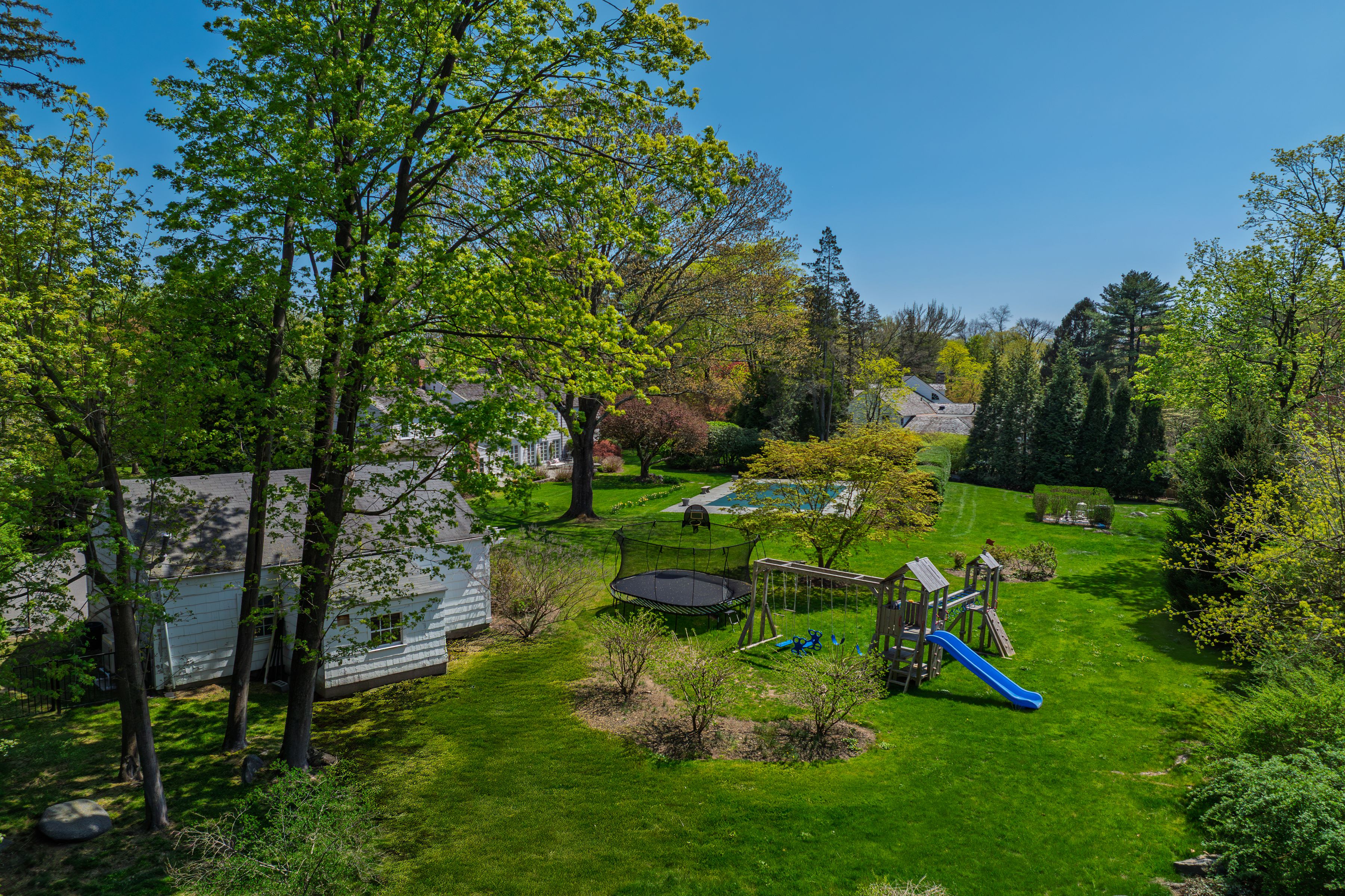 8 Woodside Road