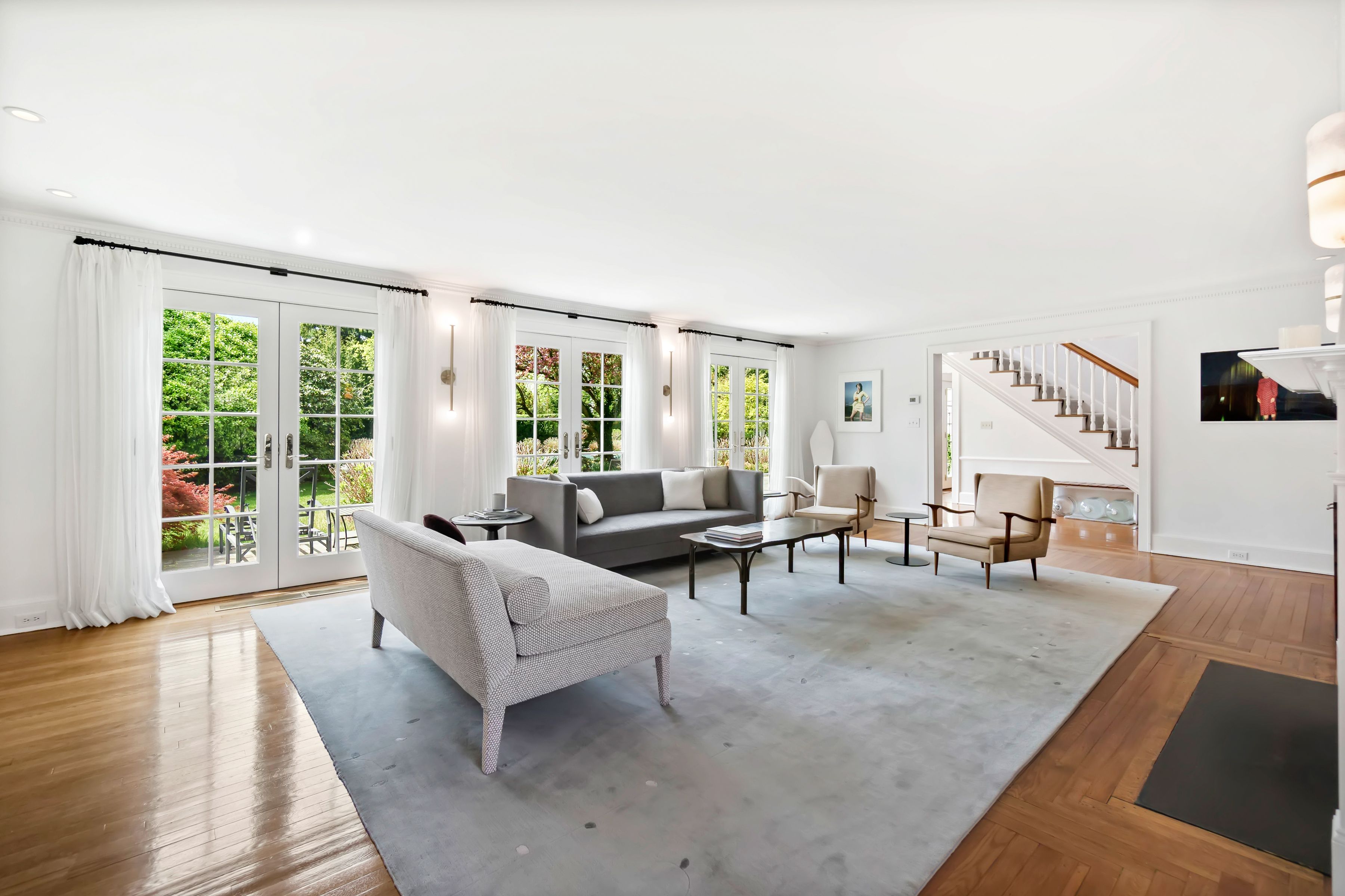 8 Woodside Road