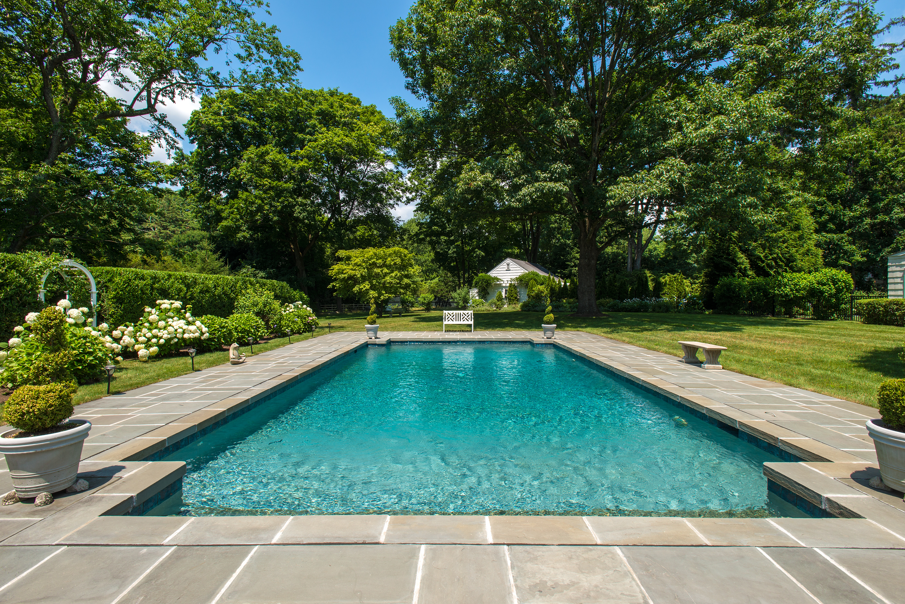 8 Woodside Road