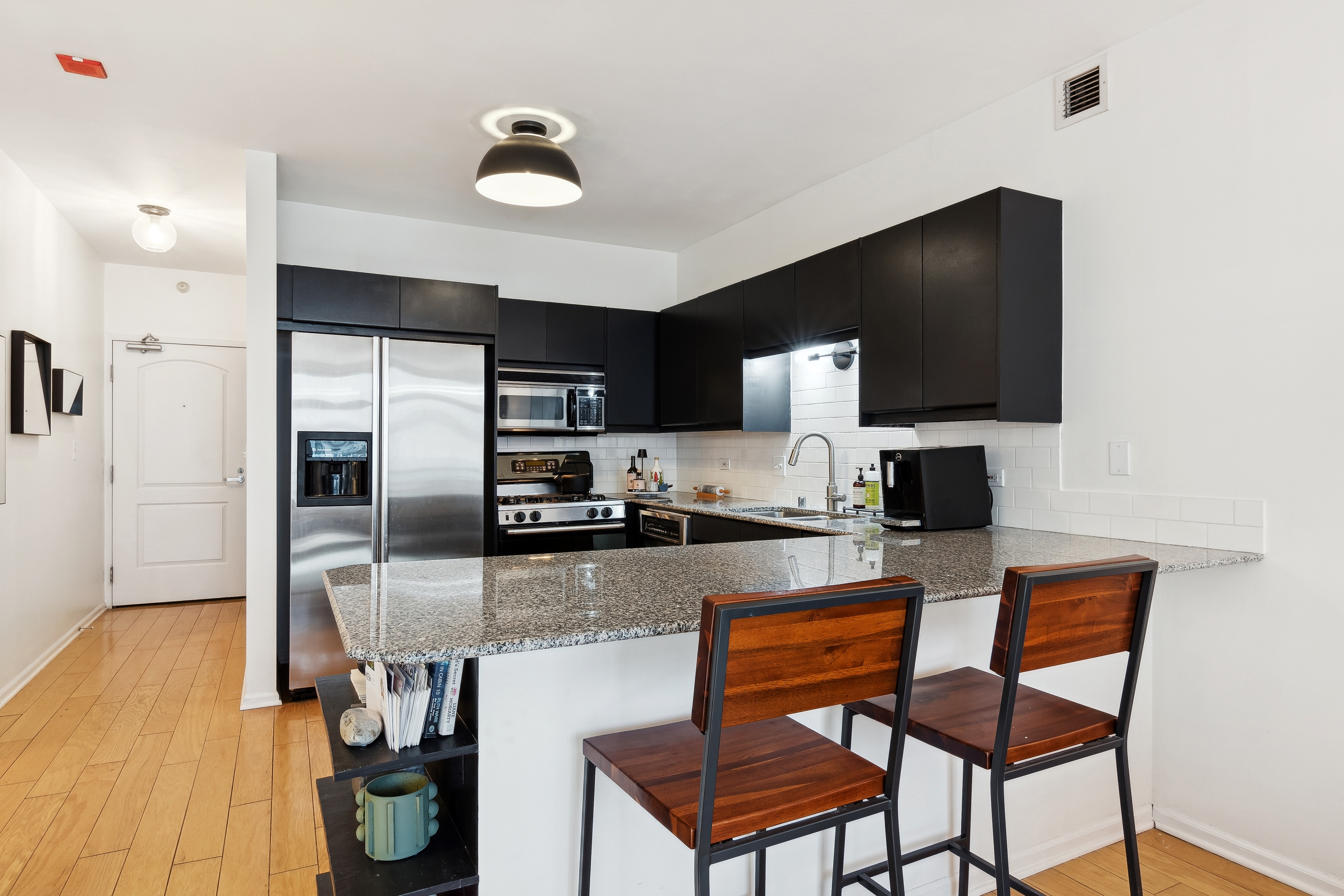 21 W Chestnut 1306 