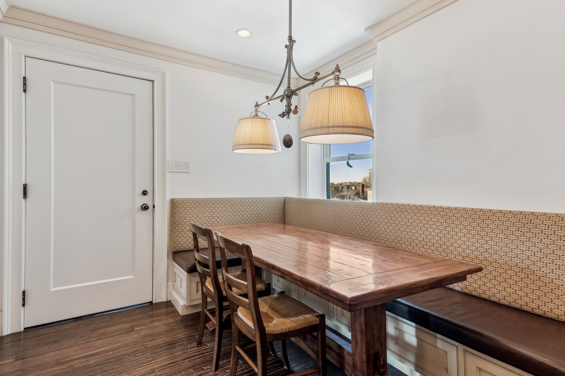 442 West Wellington 4W 