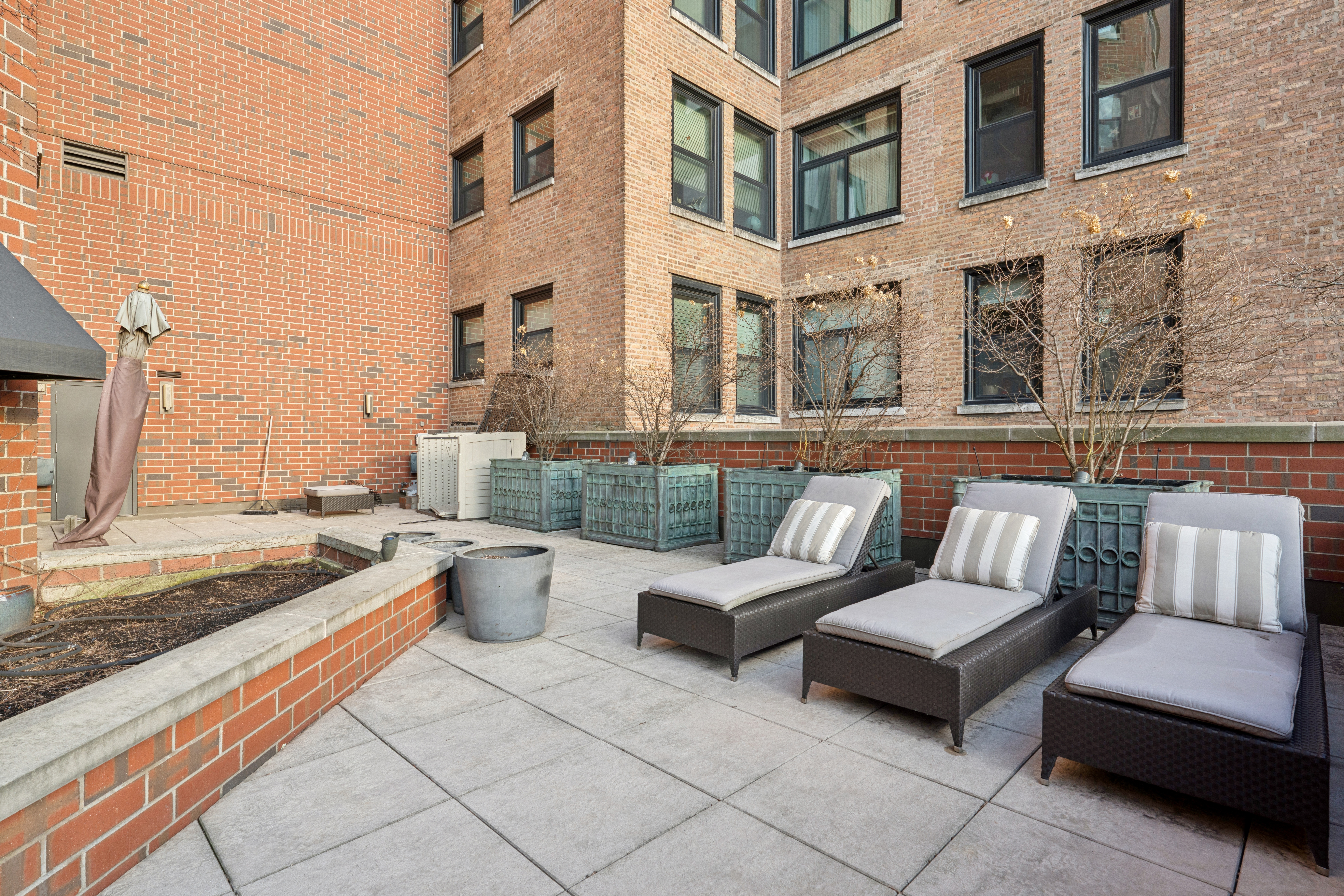 2120 N Lincoln Park West Unit# 5-6
