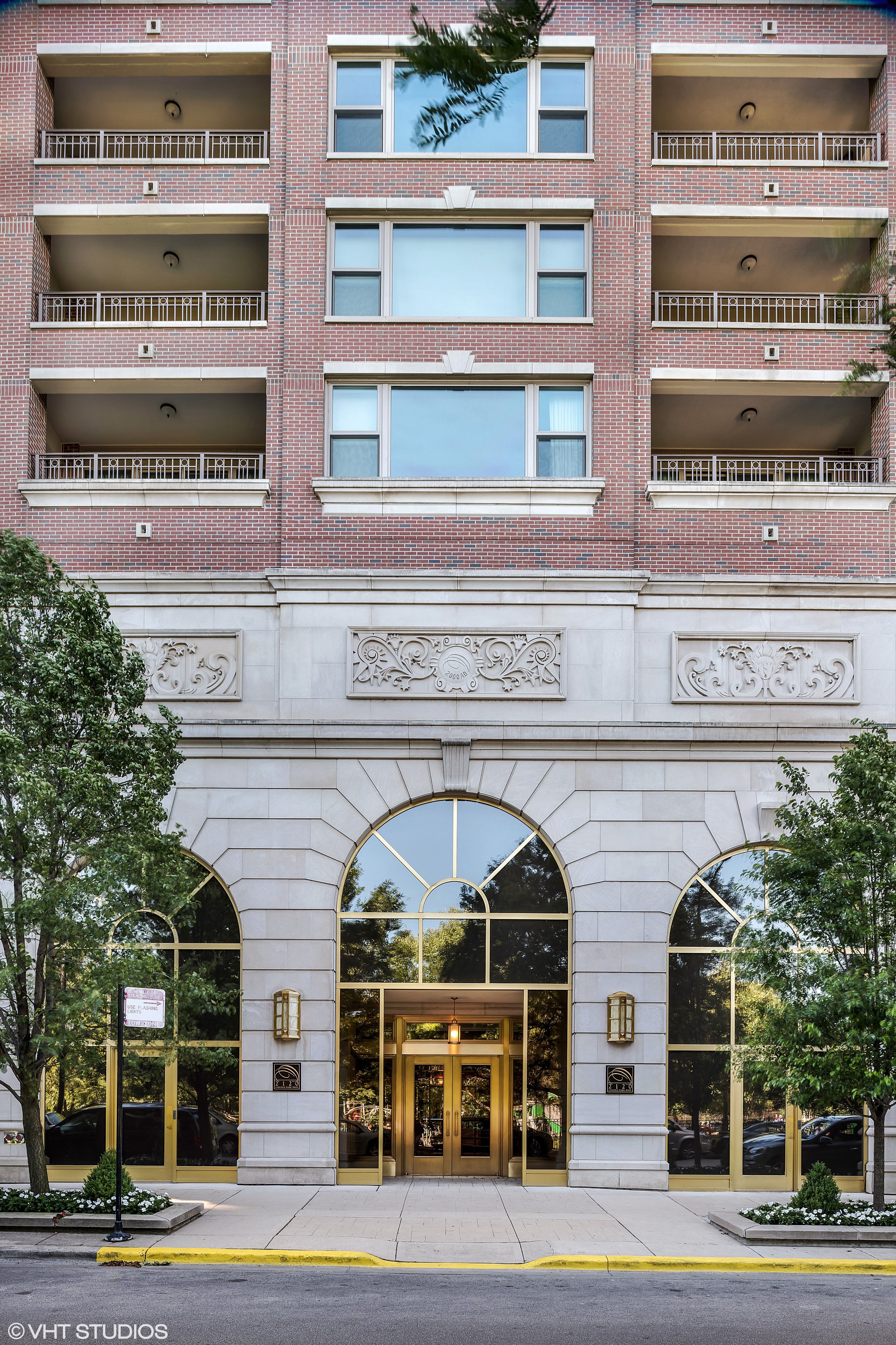 2120 N Lincoln Park West Unit# 5-6