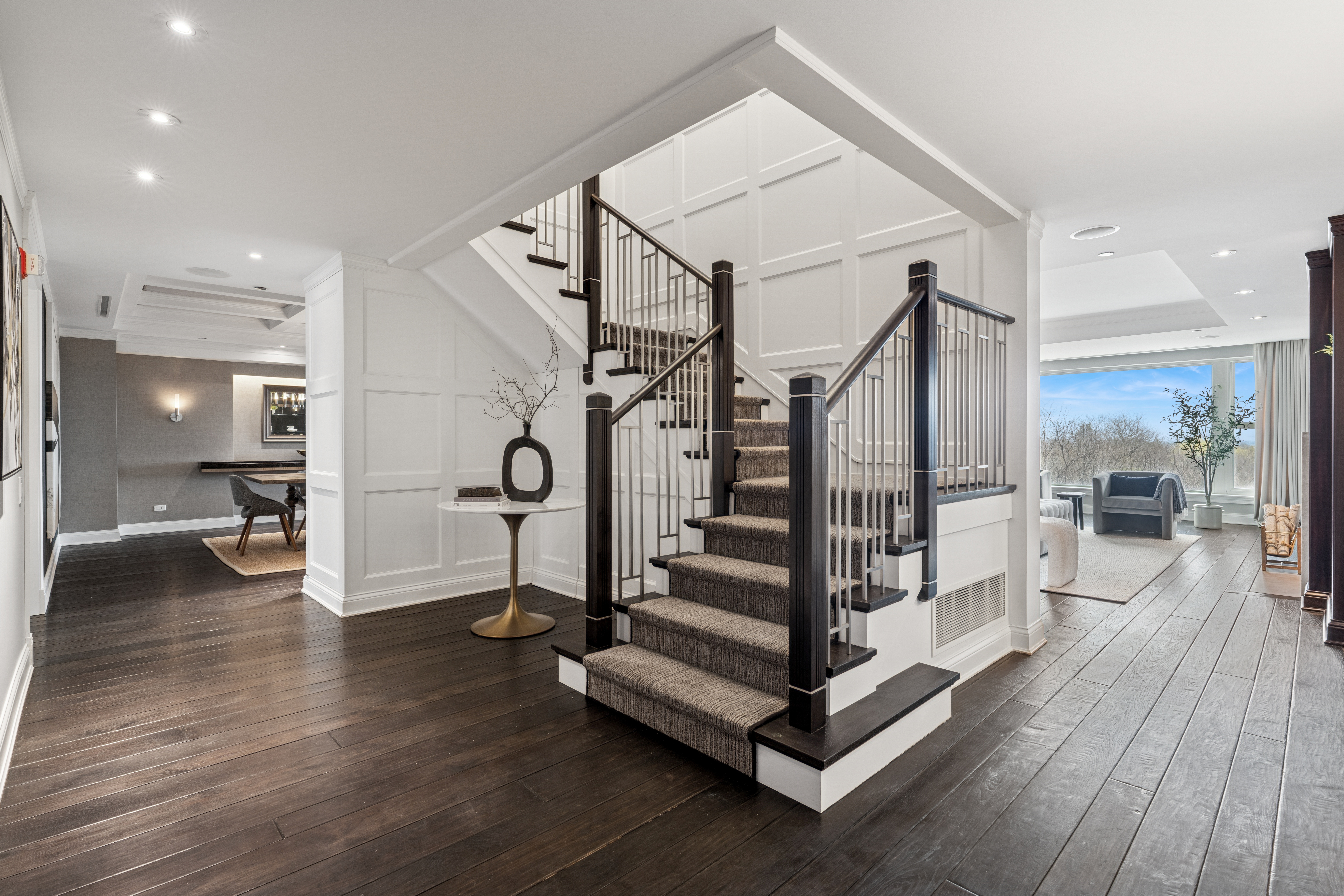 2120 N Lincoln Park West Unit# 5-6