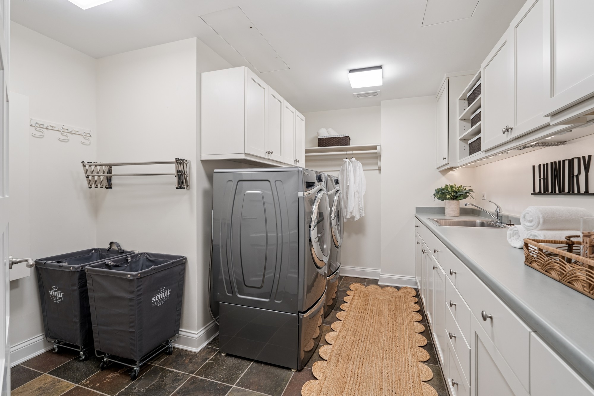2120 N Lincoln Park West Unit# 5-6