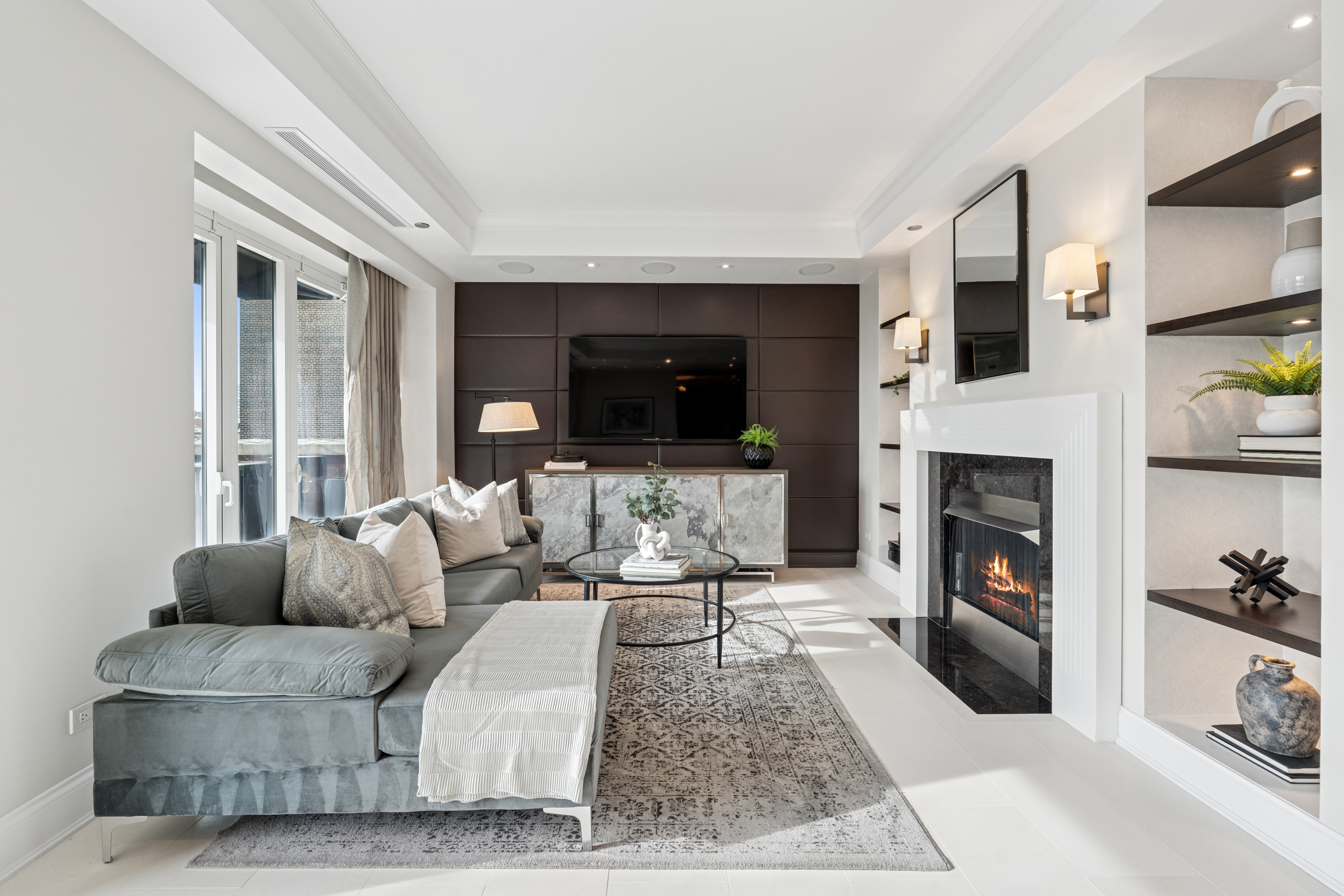 2120 N Lincoln Park West Unit# 5-6