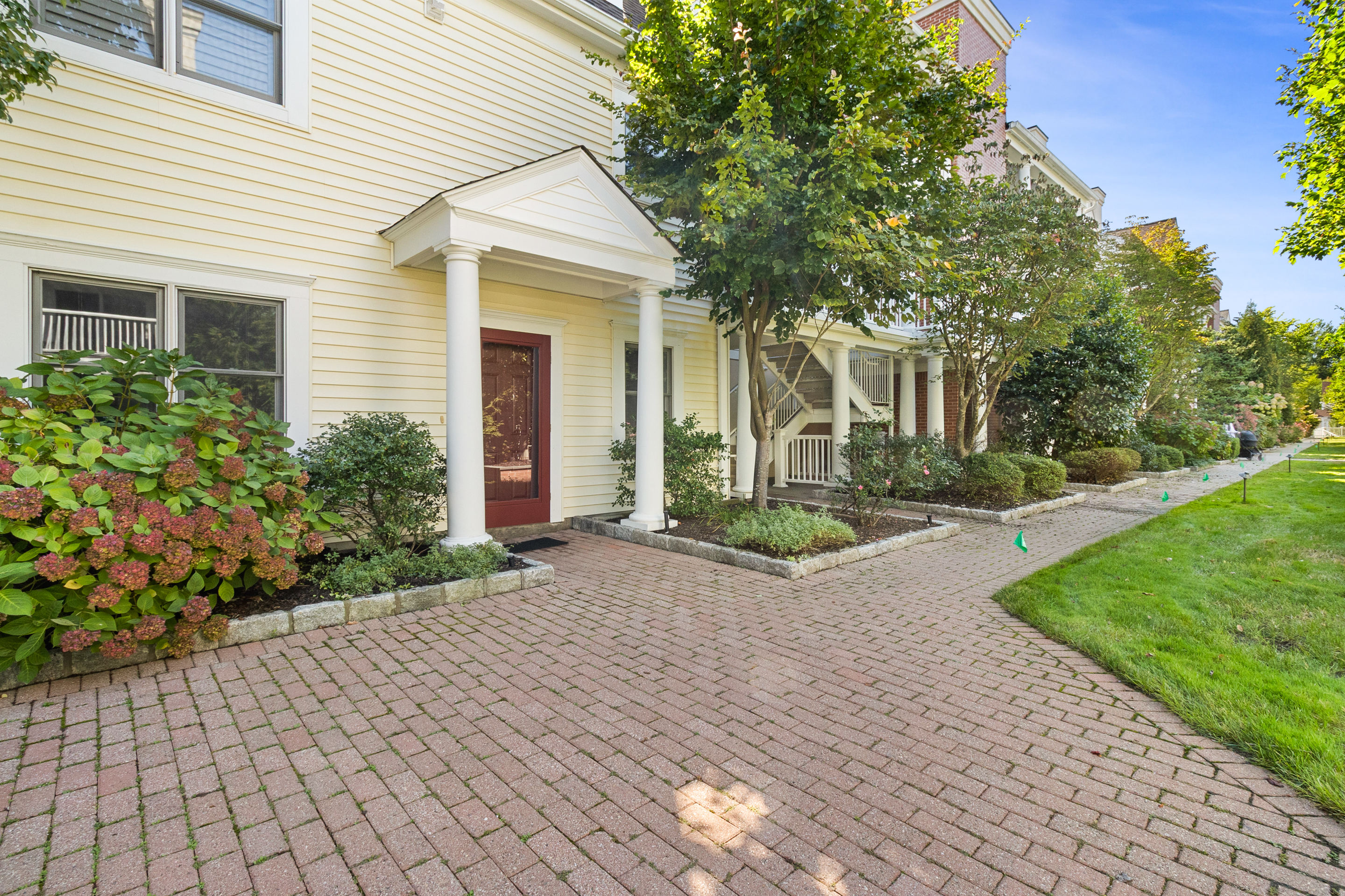 51 Forest Avenue, 67
