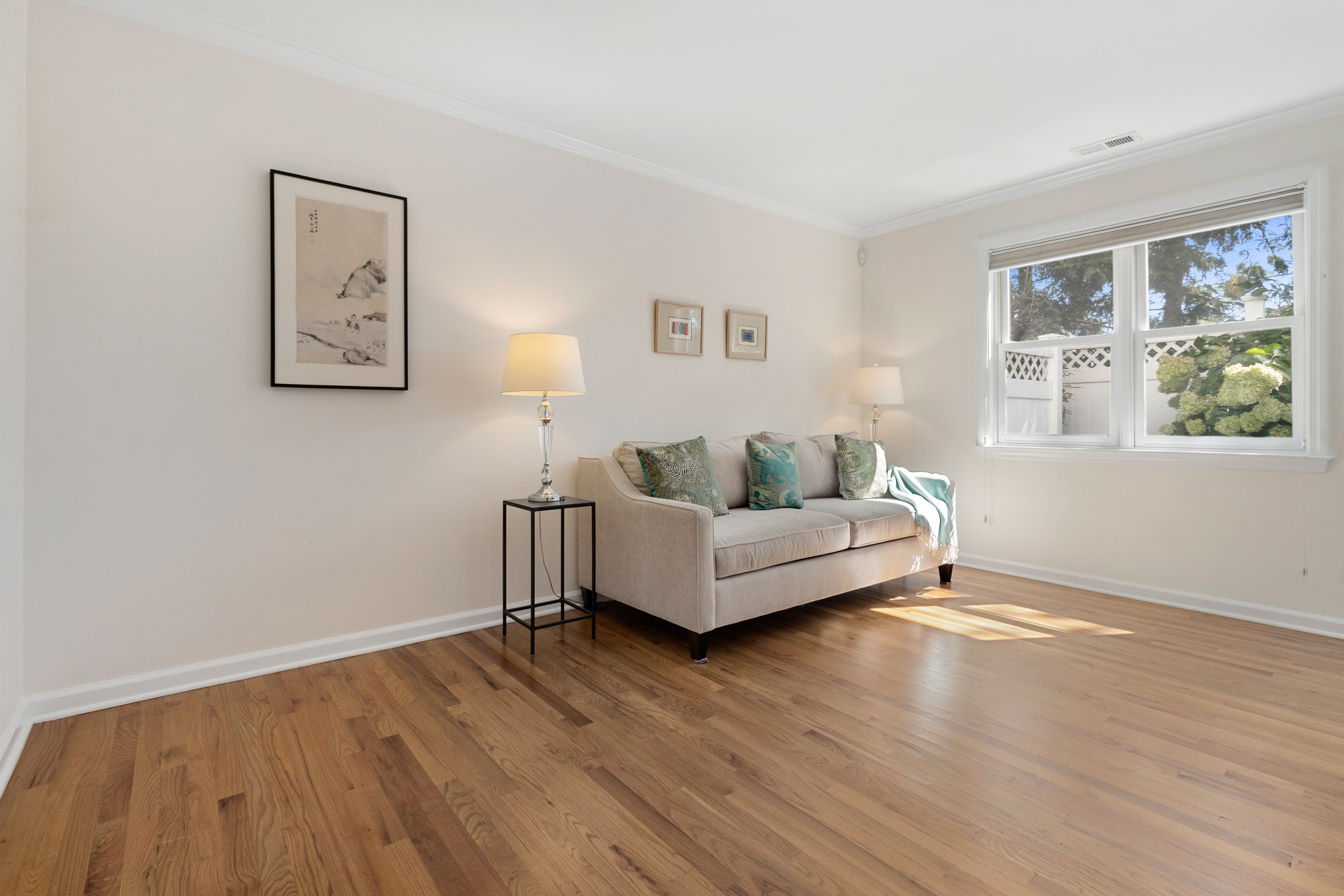 51 Forest Avenue, 67