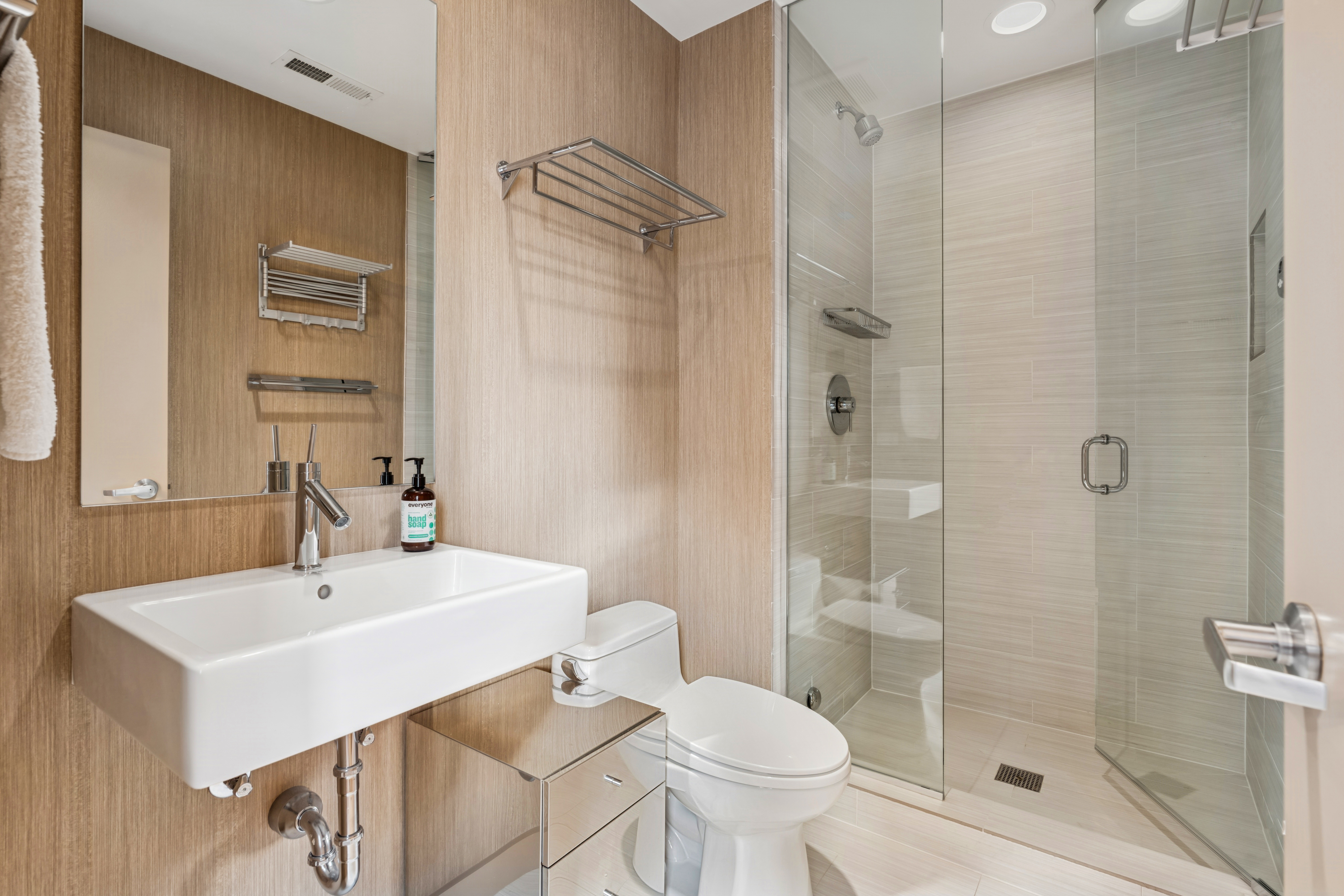 3030 N Lake Shore Drive Unit# PH401