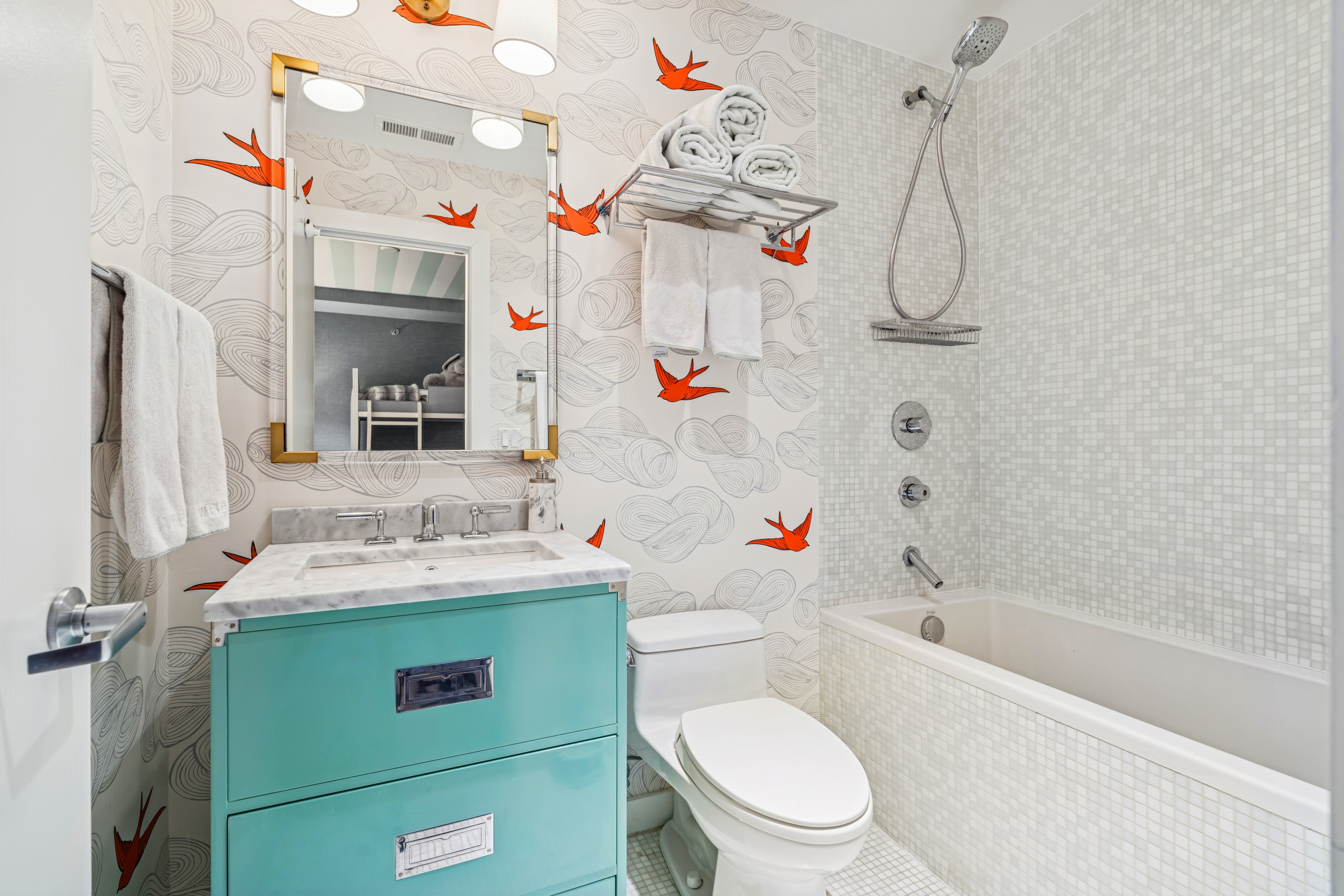 3030 N Lake Shore Drive Unit# PH401