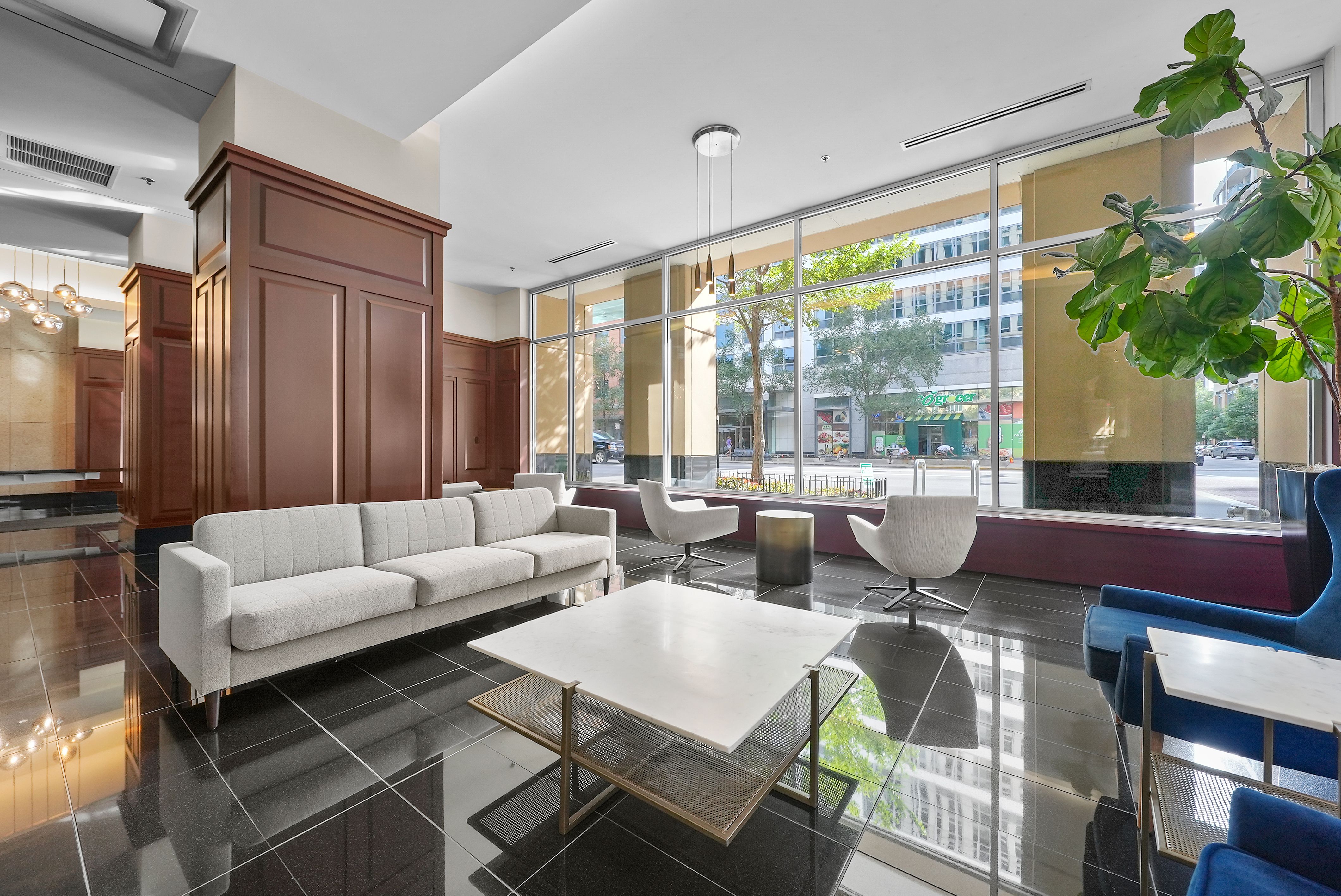 1250 S Michigan 2304 